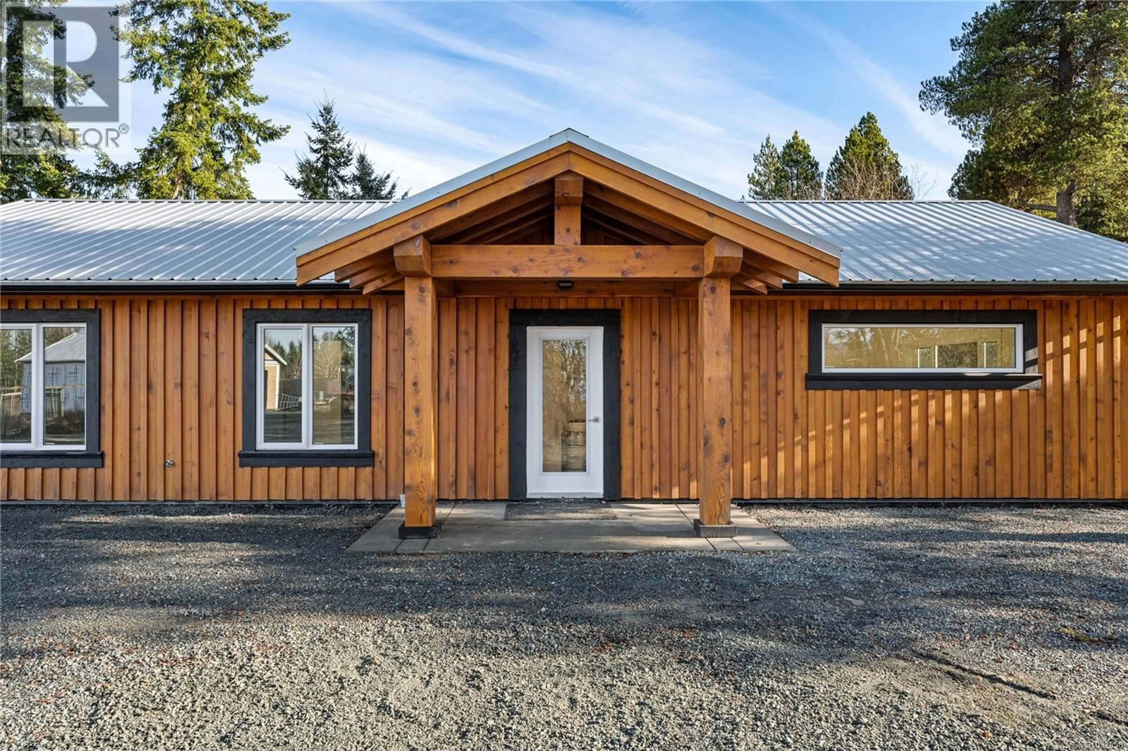 Home with vinyl exterior material, unknown for 3365 PONDEROSA WAY, Qualicum Beach British Columbia V9K2J8