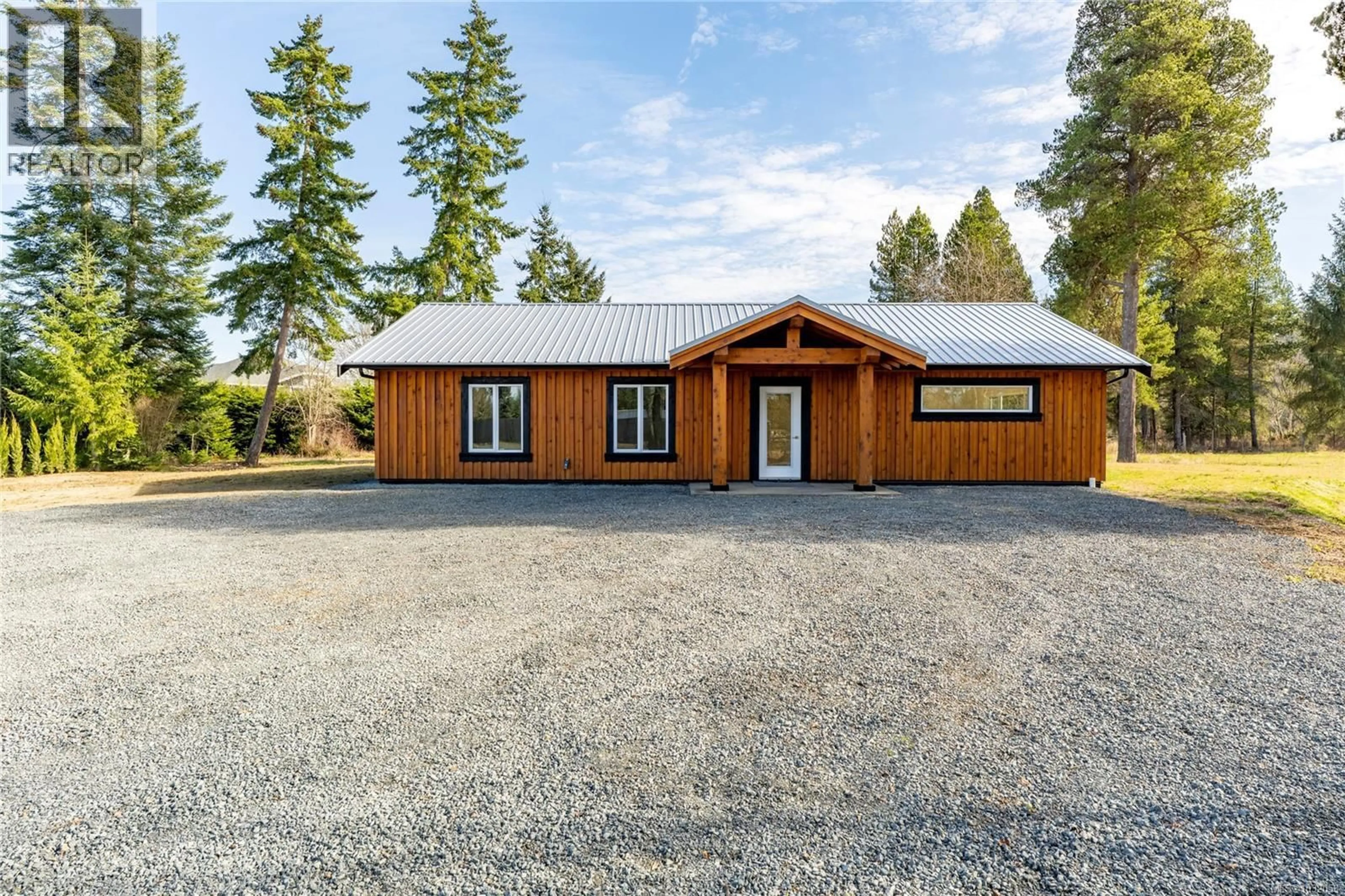 Home with vinyl exterior material, unknown for 3365 PONDEROSA WAY, Qualicum Beach British Columbia V9K2J8