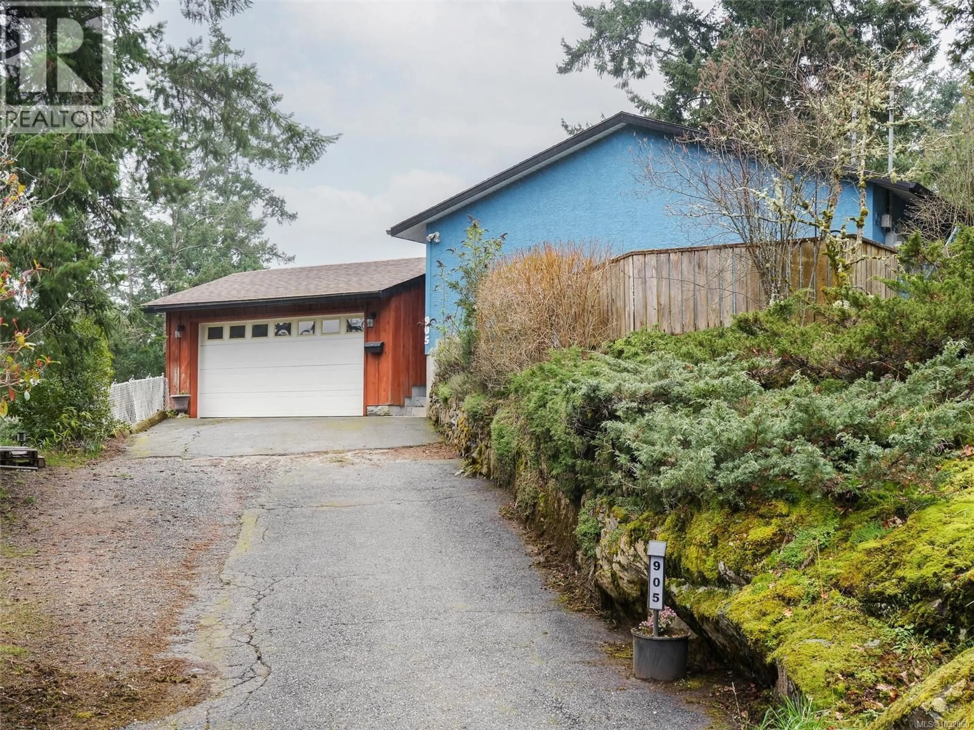 Unknown for 905 GADE ROAD, Langford British Columbia V9B4Z6