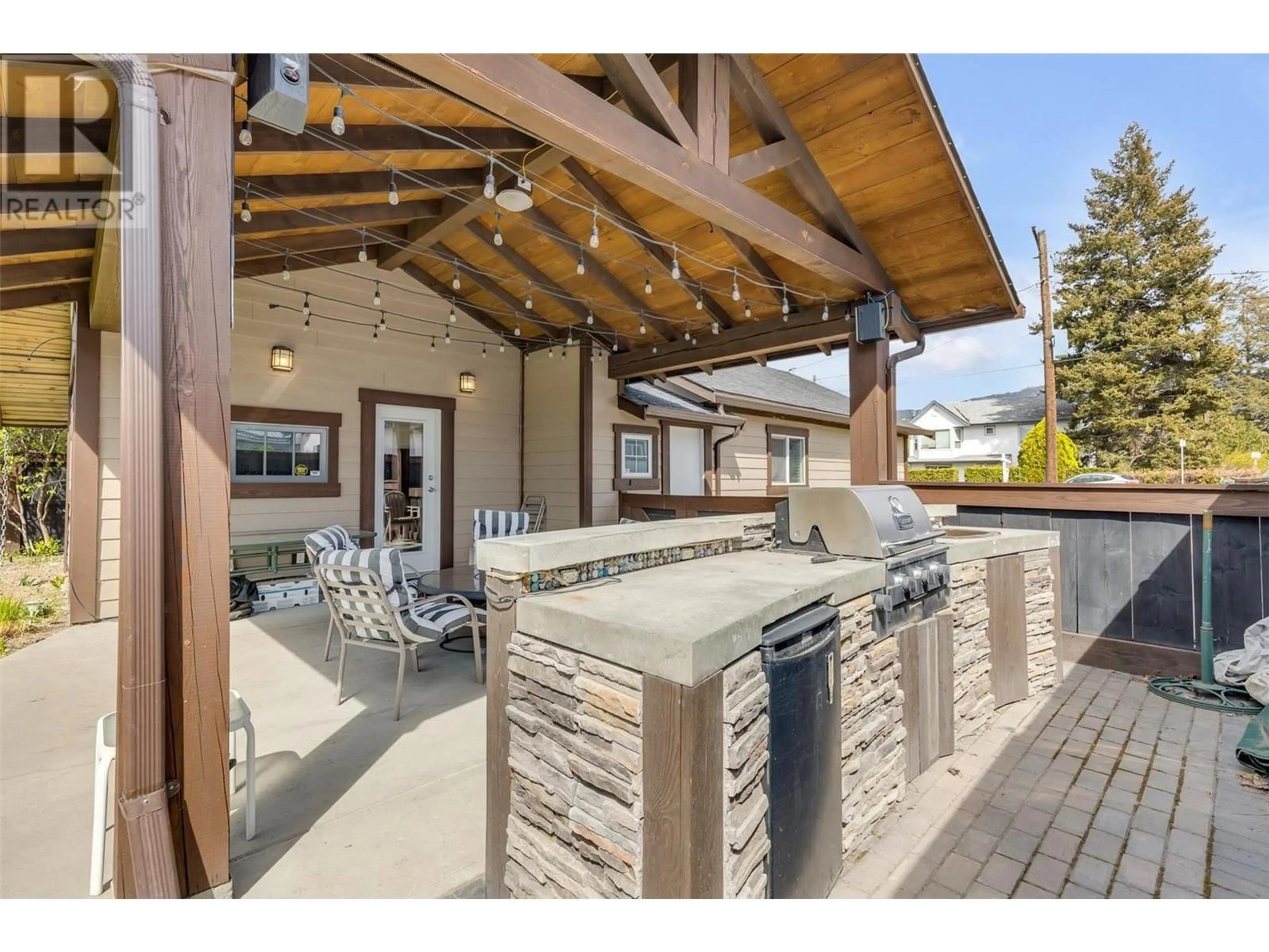 Patio, unknown for 380 DOUGALL Road N, Kelowna British Columbia V1X3K7