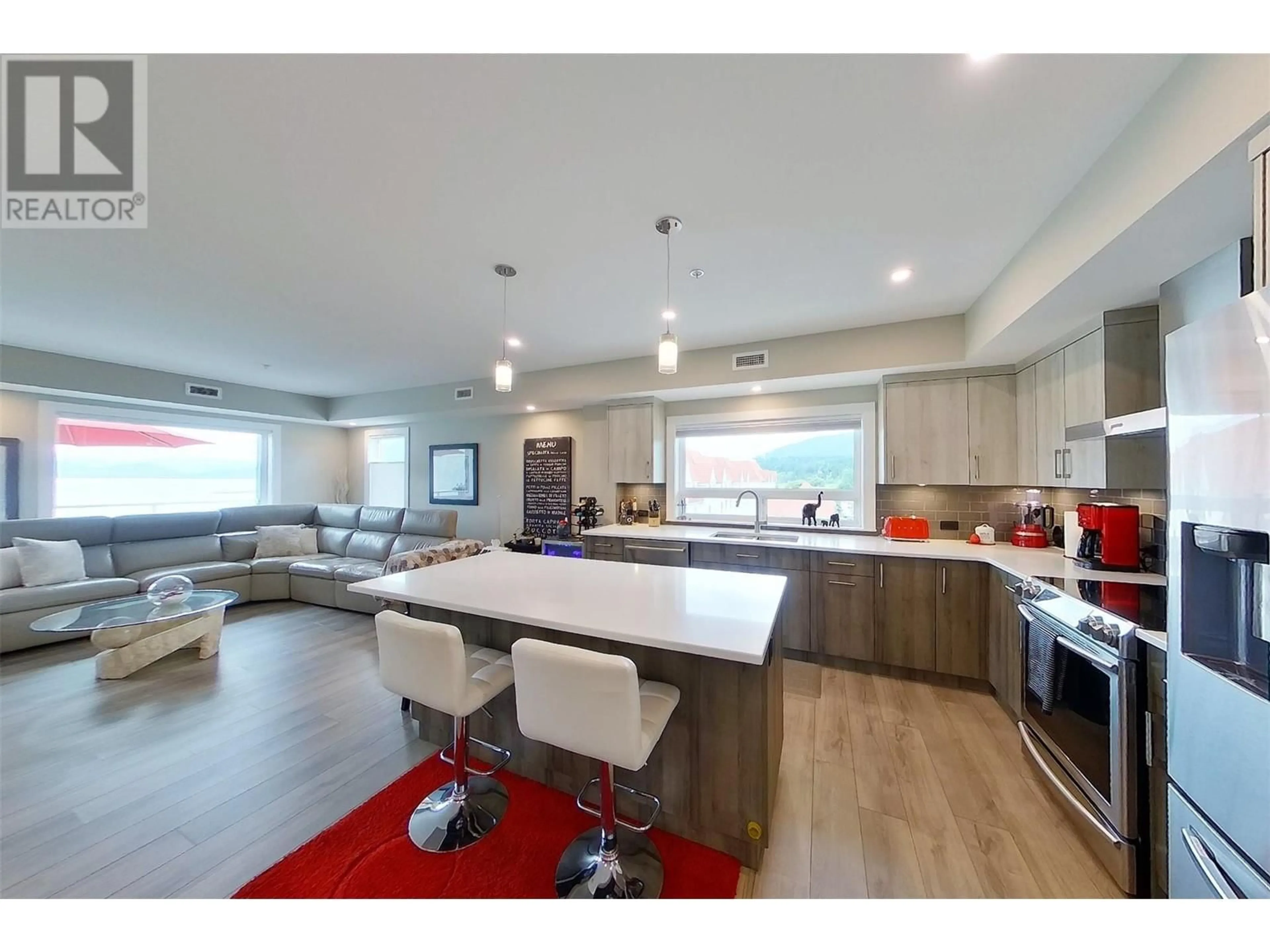 Open concept kitchen, unknown for 131 Harbourfront Drive NE Unit# 503, Salmon Arm British Columbia V1E2T3