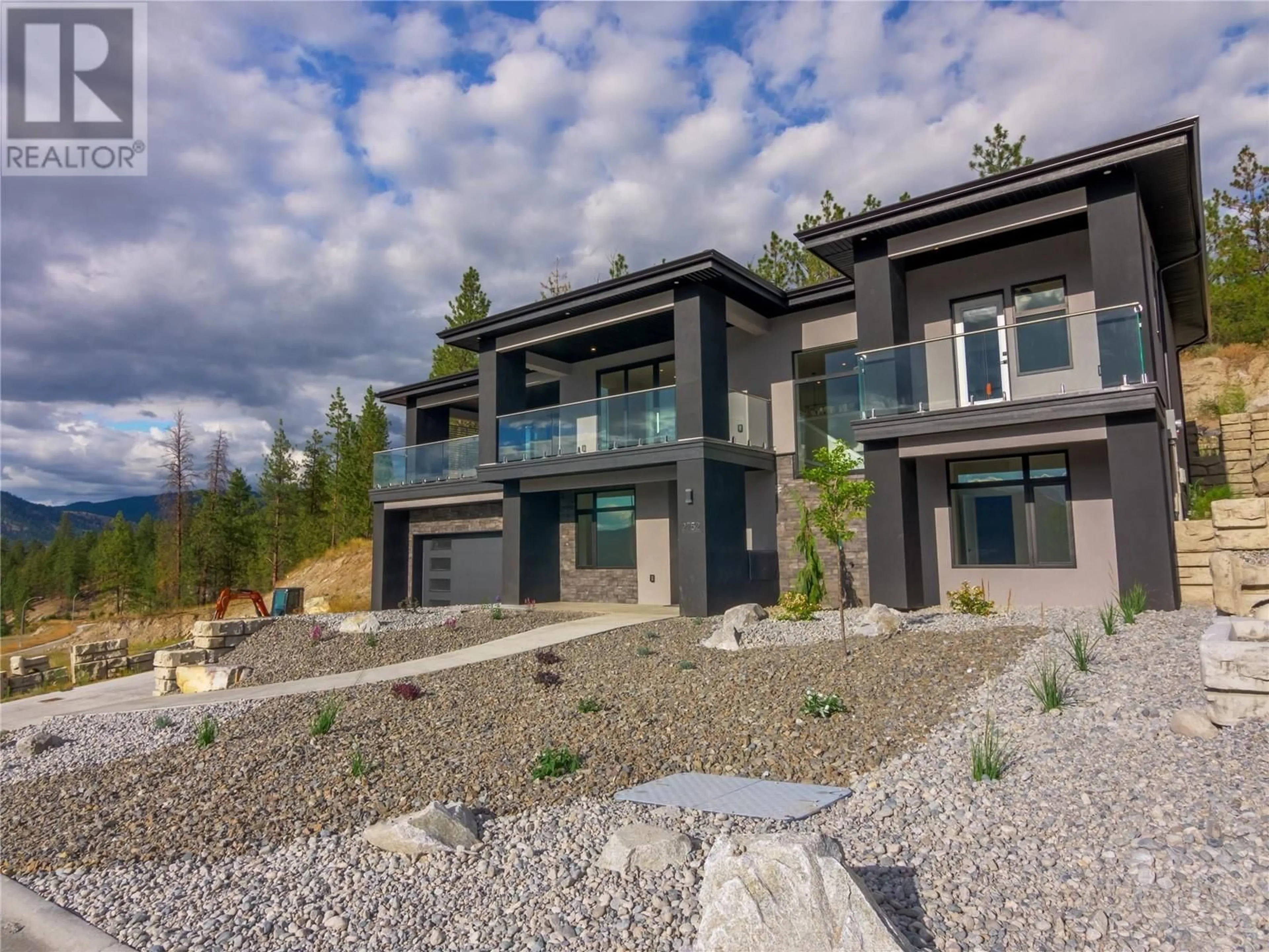 Unknown for 2752 HAWTHORN DRIVE, Penticton British Columbia V2A0C2