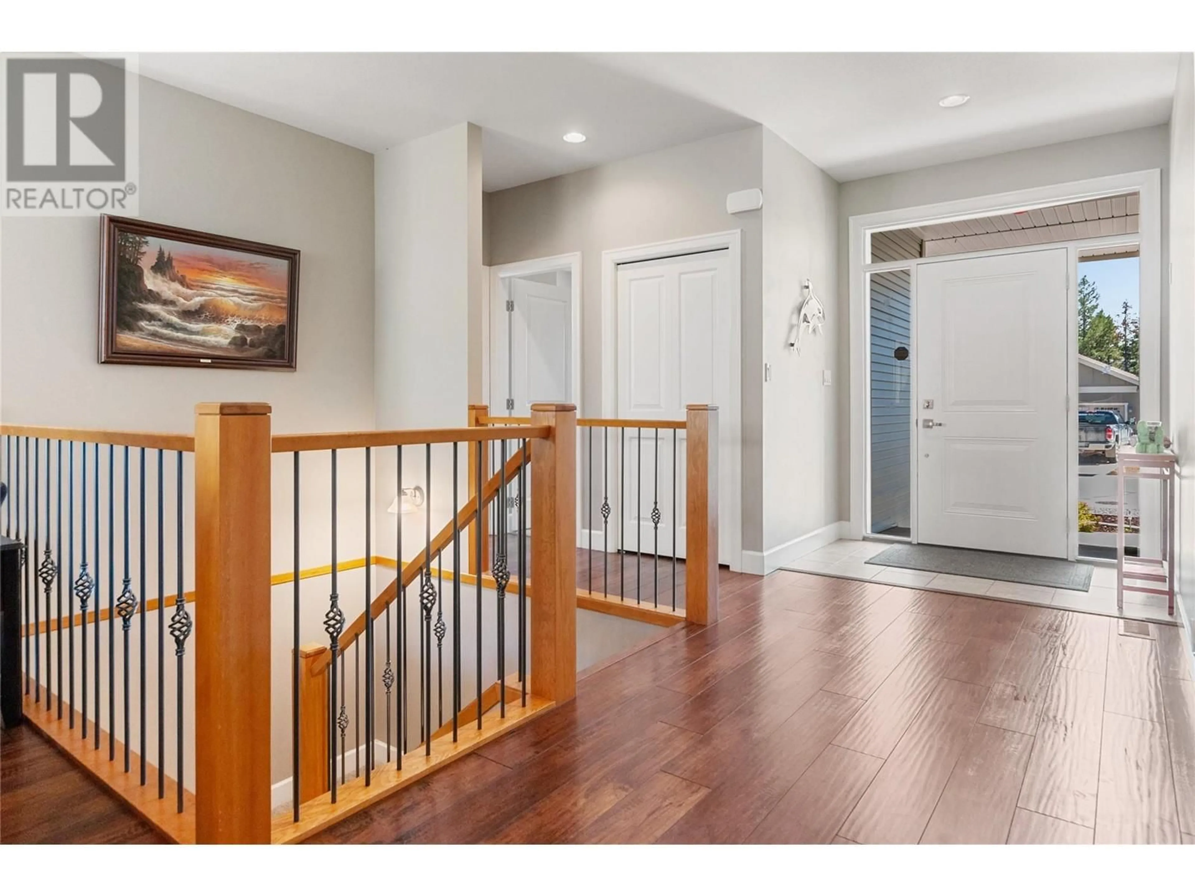 Indoor entryway, wood floors for 204 WESTRIDGE Court, Princeton British Columbia V0X1W0