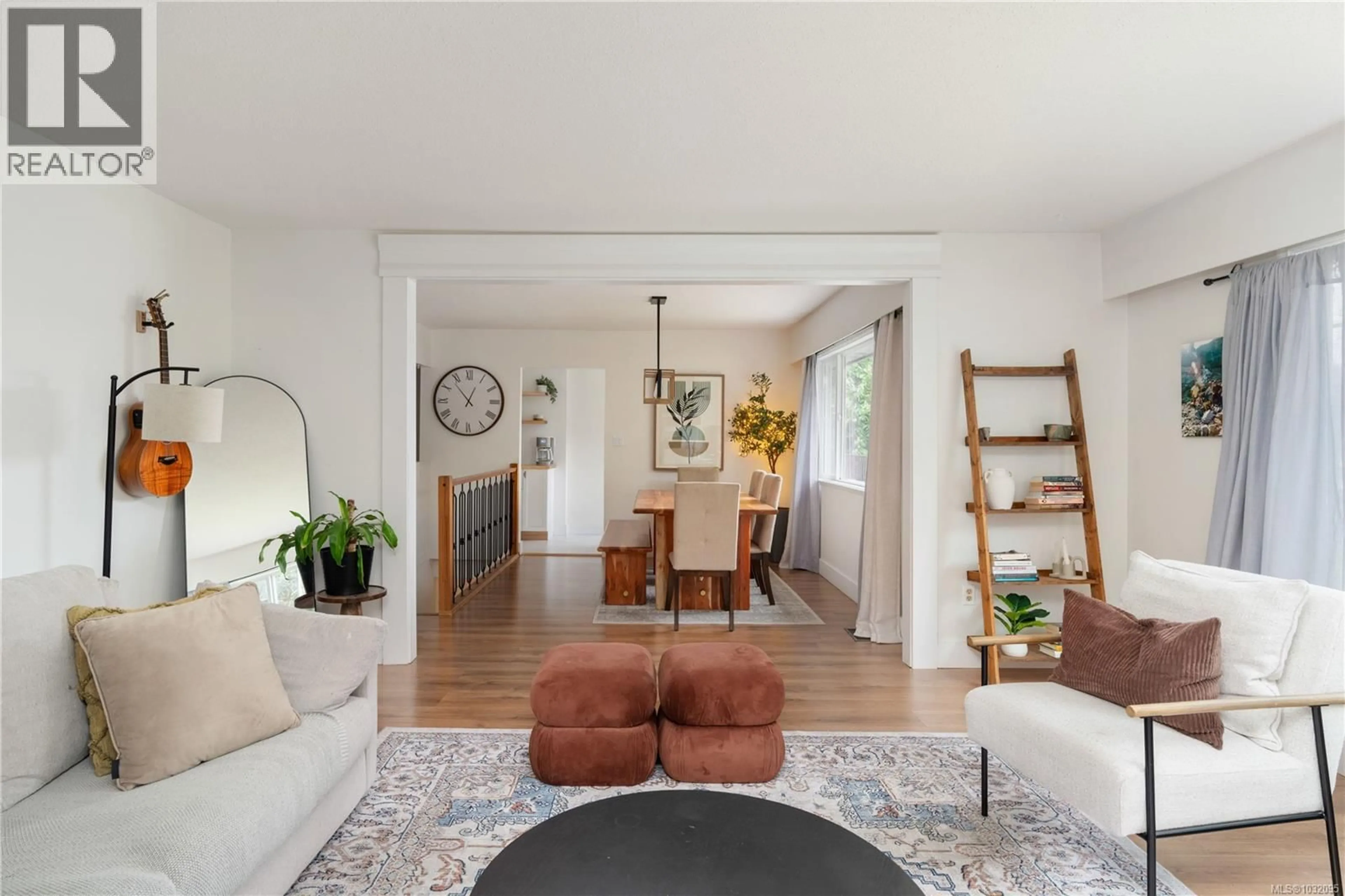 Living room with furniture, unknown for 1322 REGINALD PLACE, Langford British Columbia V9B1T6