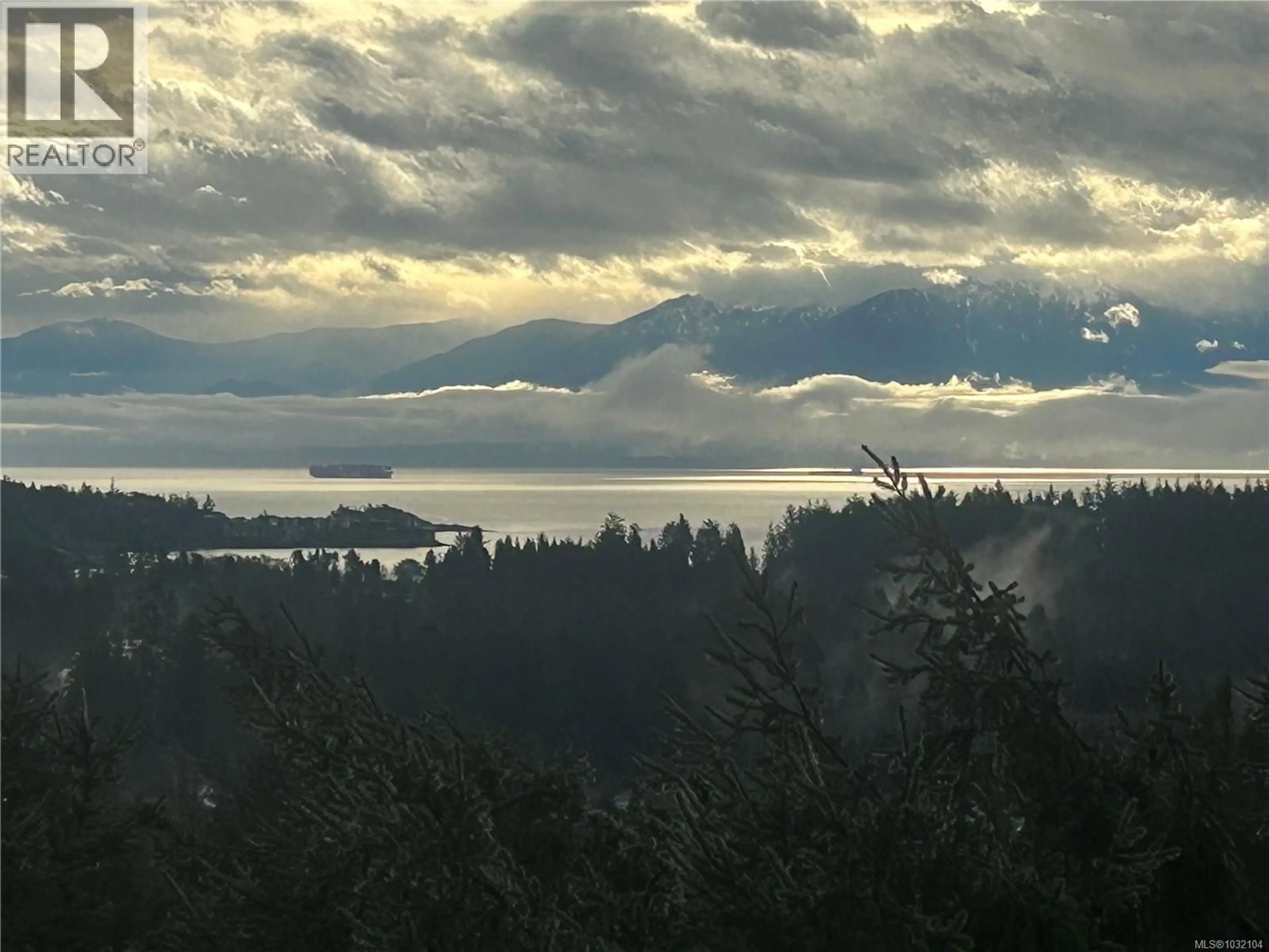 Blurry image for 2270 HENLYN DRIVE, Sooke British Columbia V9Z0N5