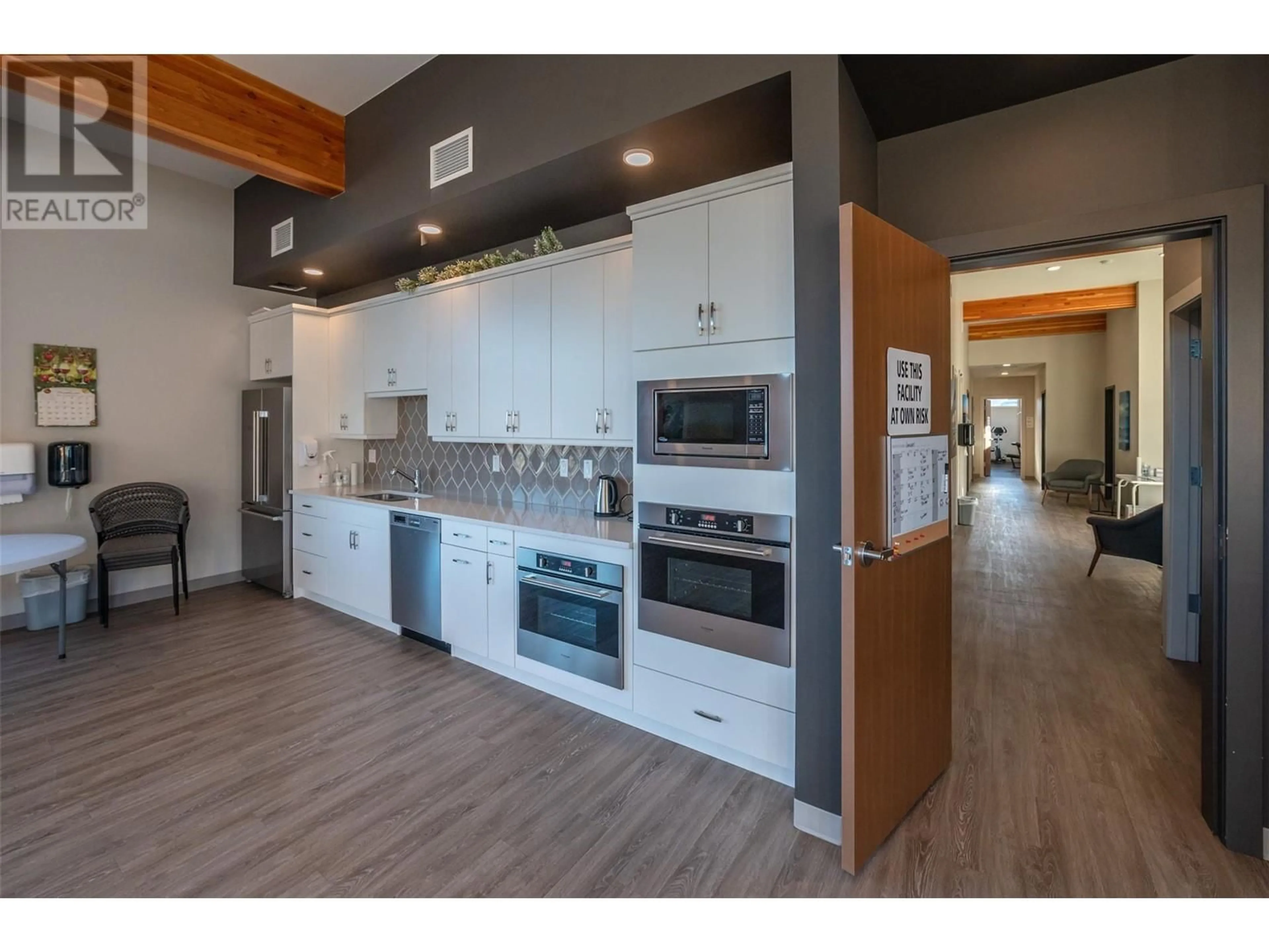 Open concept kitchen for 104 View Way, Penticton British Columbia V2A0A6