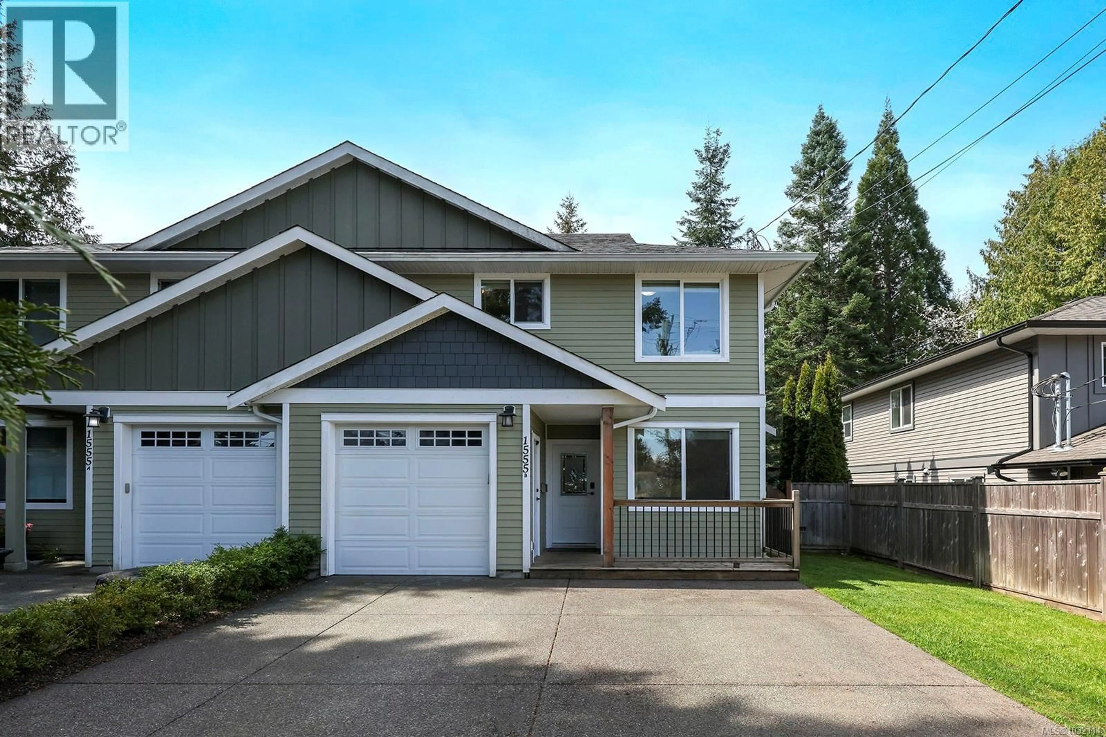 Home with vinyl exterior material, street for 1555B WILLEMAR AVENUE, Courtenay British Columbia V9N3M2