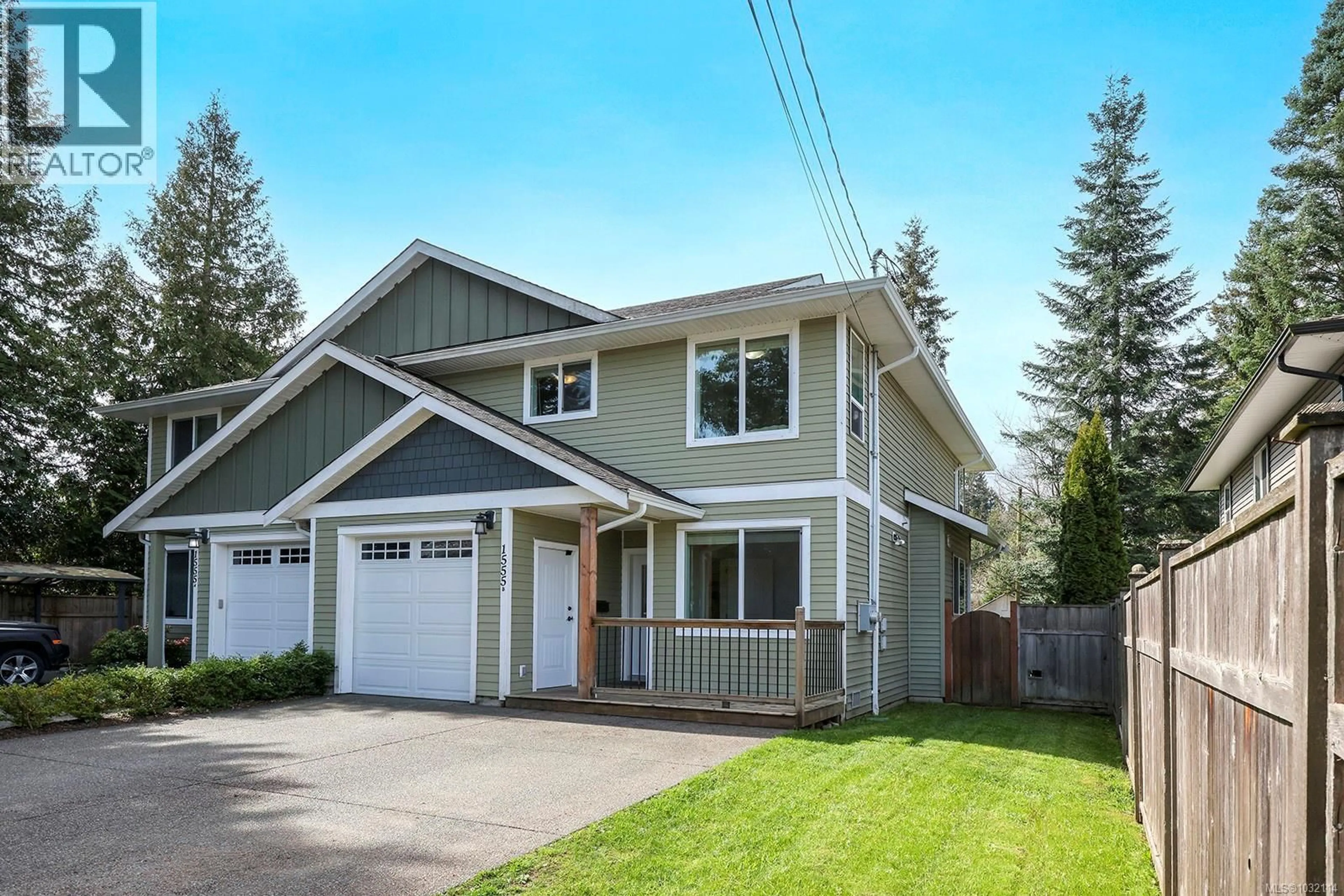 Home with vinyl exterior material, street for 1555B WILLEMAR AVENUE, Courtenay British Columbia V9N3M2