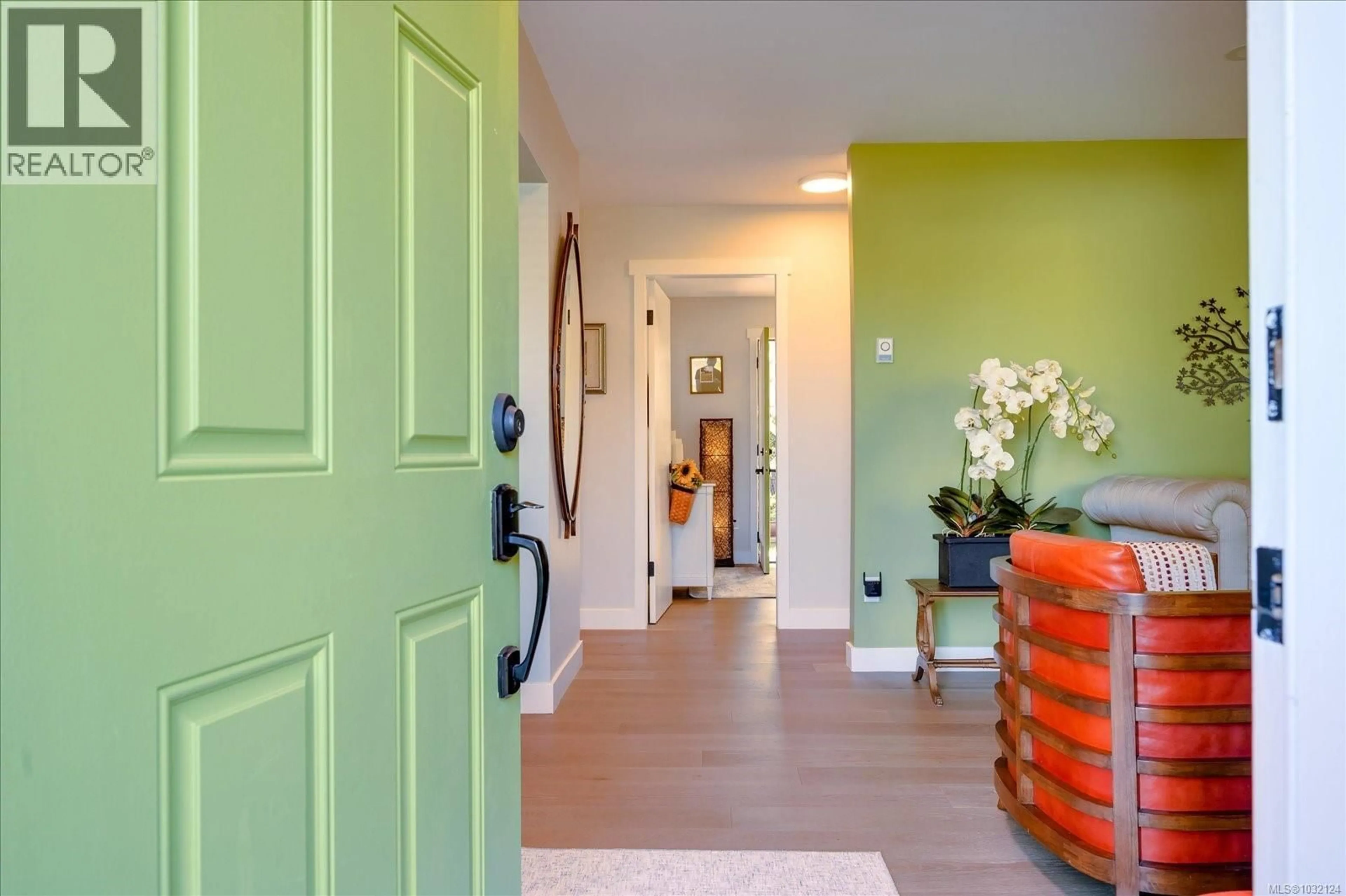 Indoor entryway for 615 NASH PLACE, Ladysmith British Columbia V9G1P2