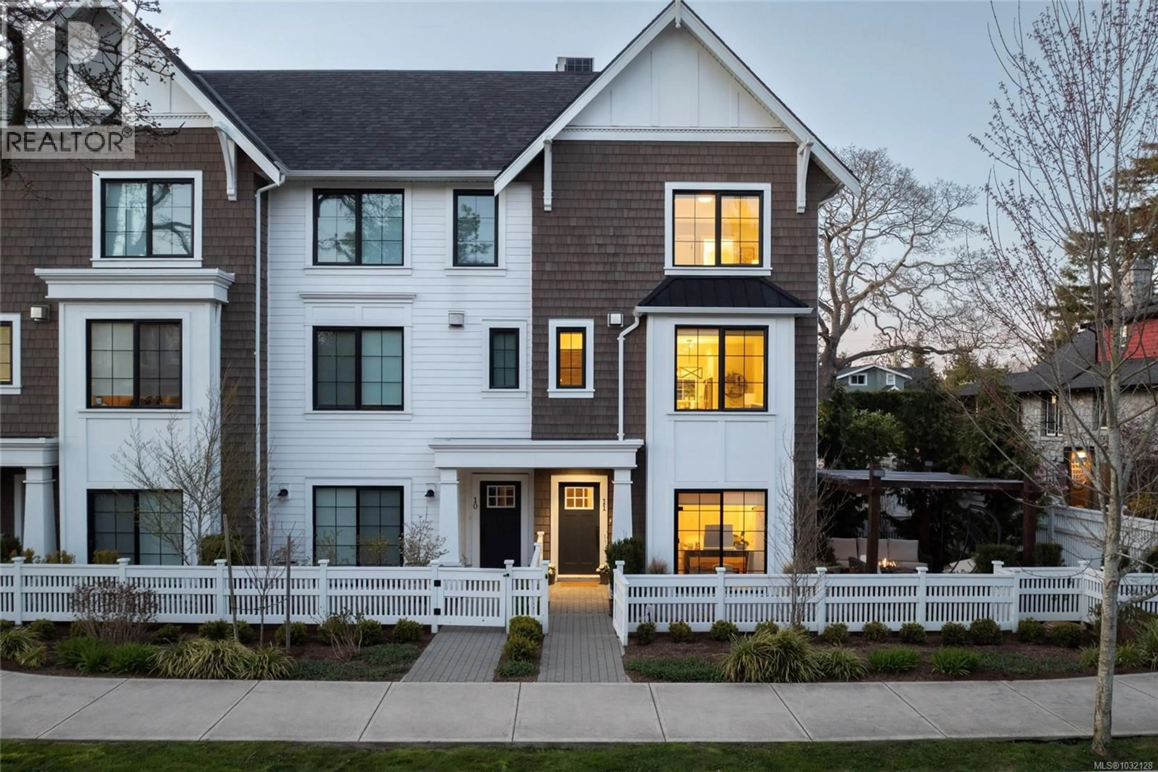 Home with brick exterior material, street for 11 - 1810 KINGS ROAD, Saanich British Columbia V8R2P3