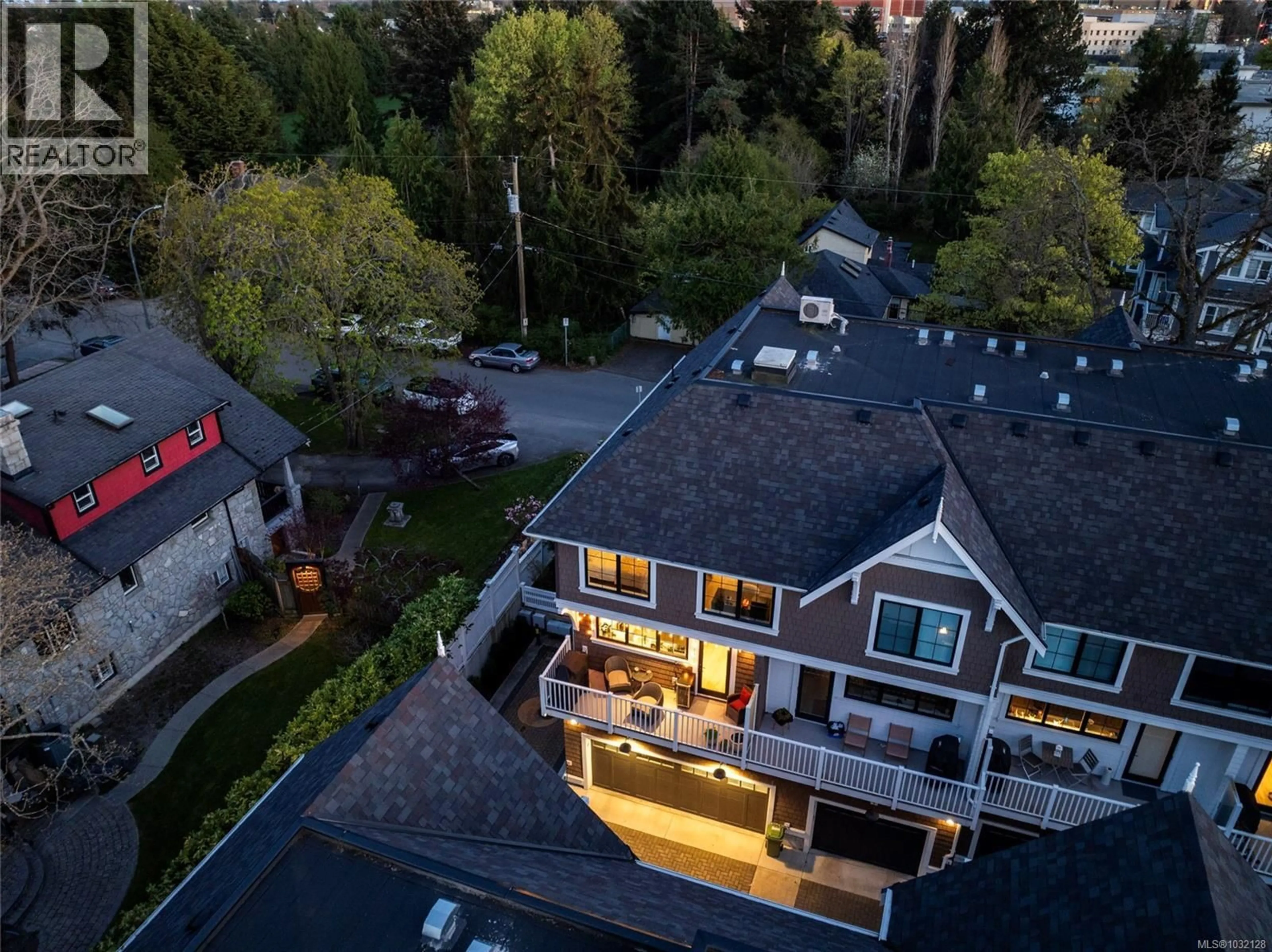 A pic from outside/outdoor area/front of a property/back of a property/a pic from drone, mountain view for 11 - 1810 KINGS ROAD, Saanich British Columbia V8R2P3
