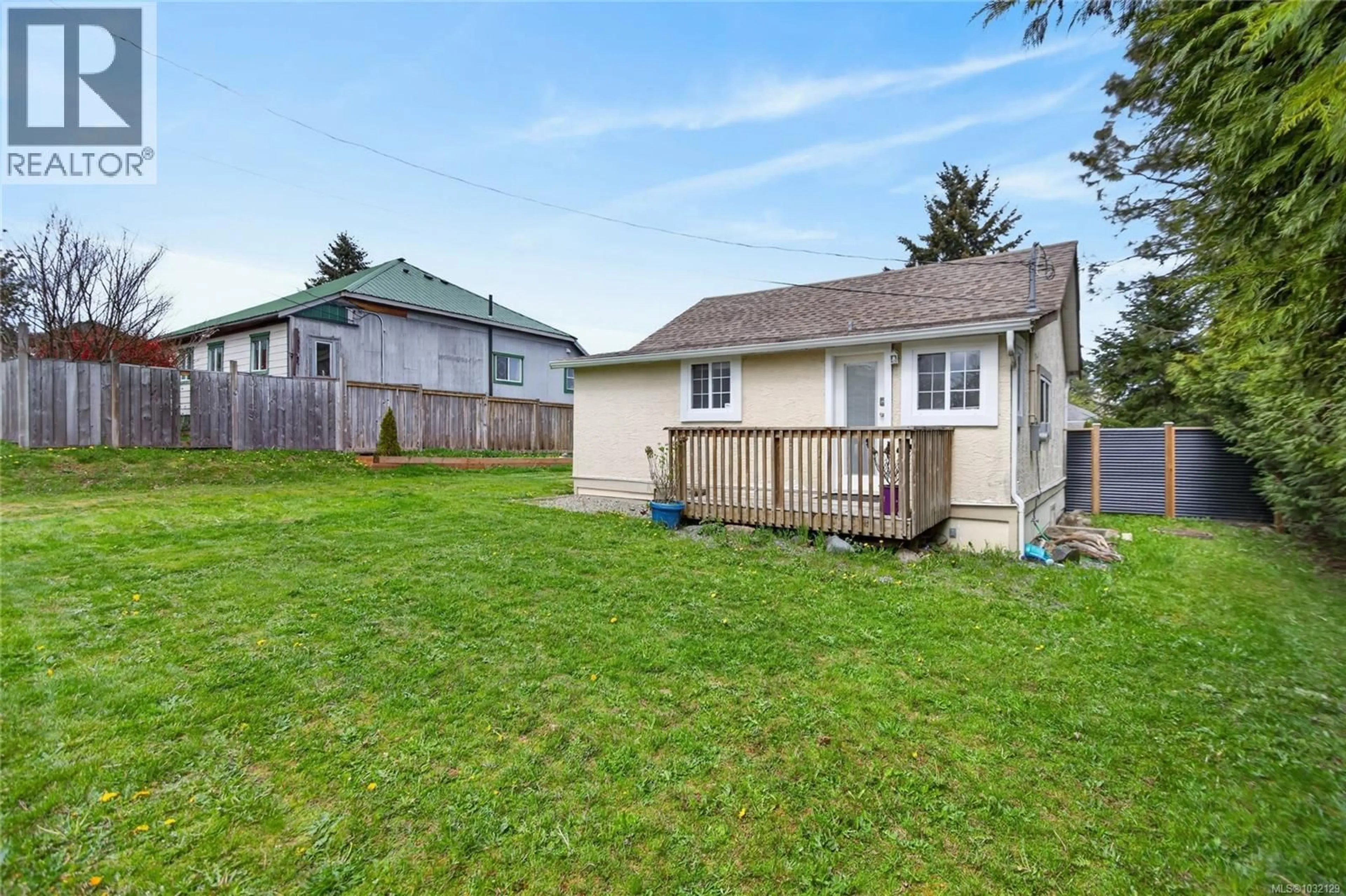 Unknown for 2818 MARYPORT AVENUE, Cumberland British Columbia V0R1S0