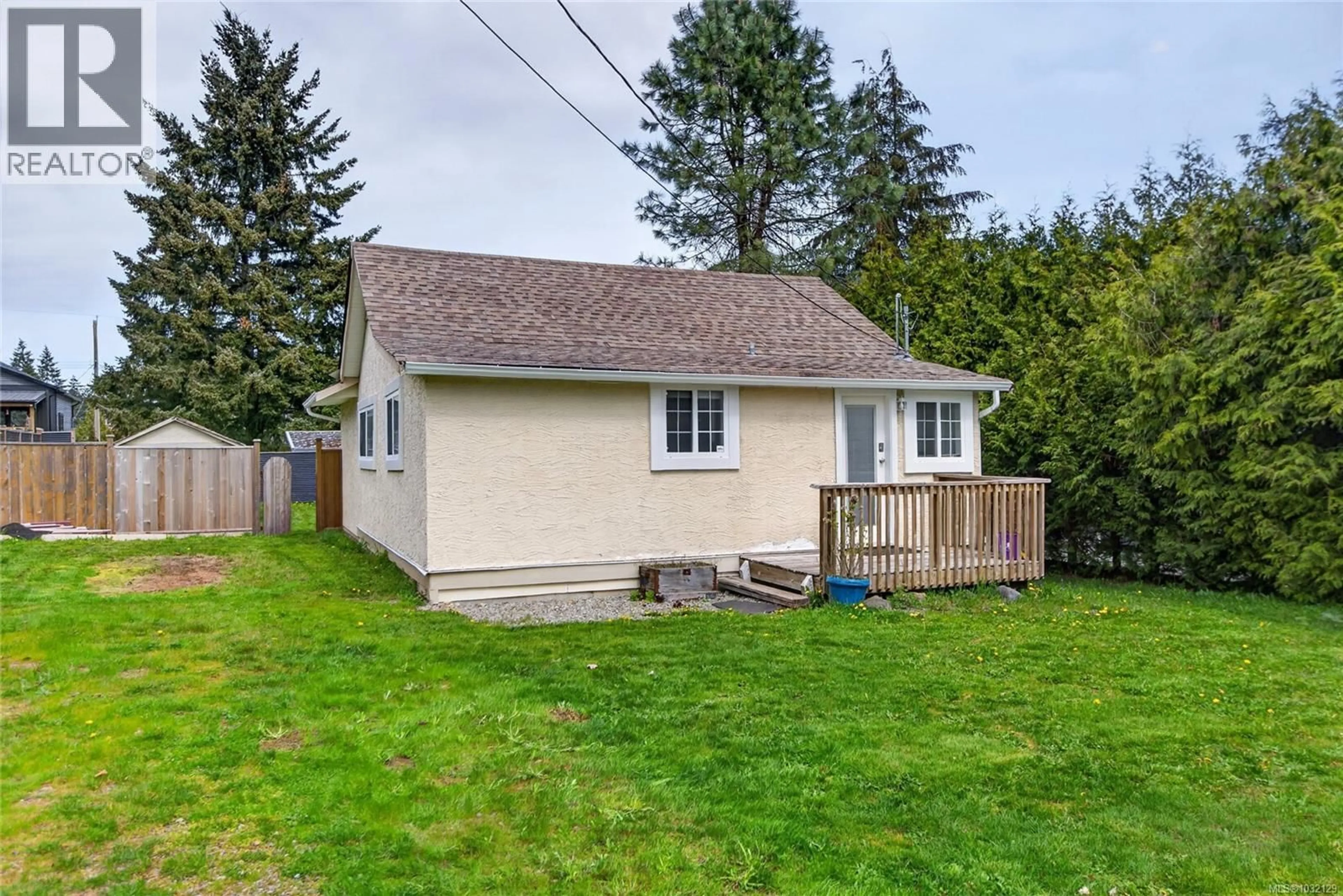 Unknown for 2818 MARYPORT AVENUE, Cumberland British Columbia V0R1S0