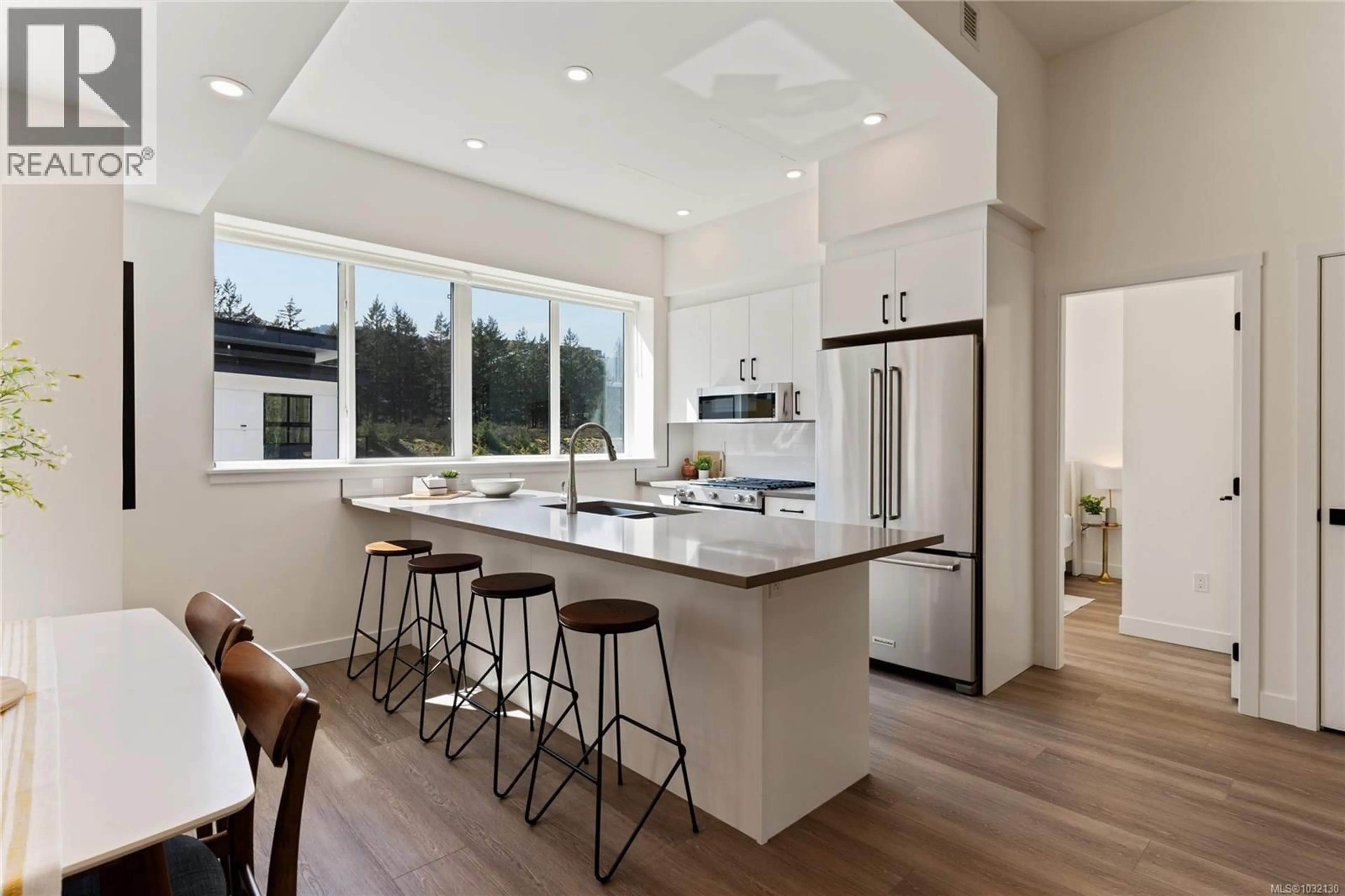 Open concept kitchen, unknown for 2821 CASTER PLACE, Langford British Columbia V9B0B2