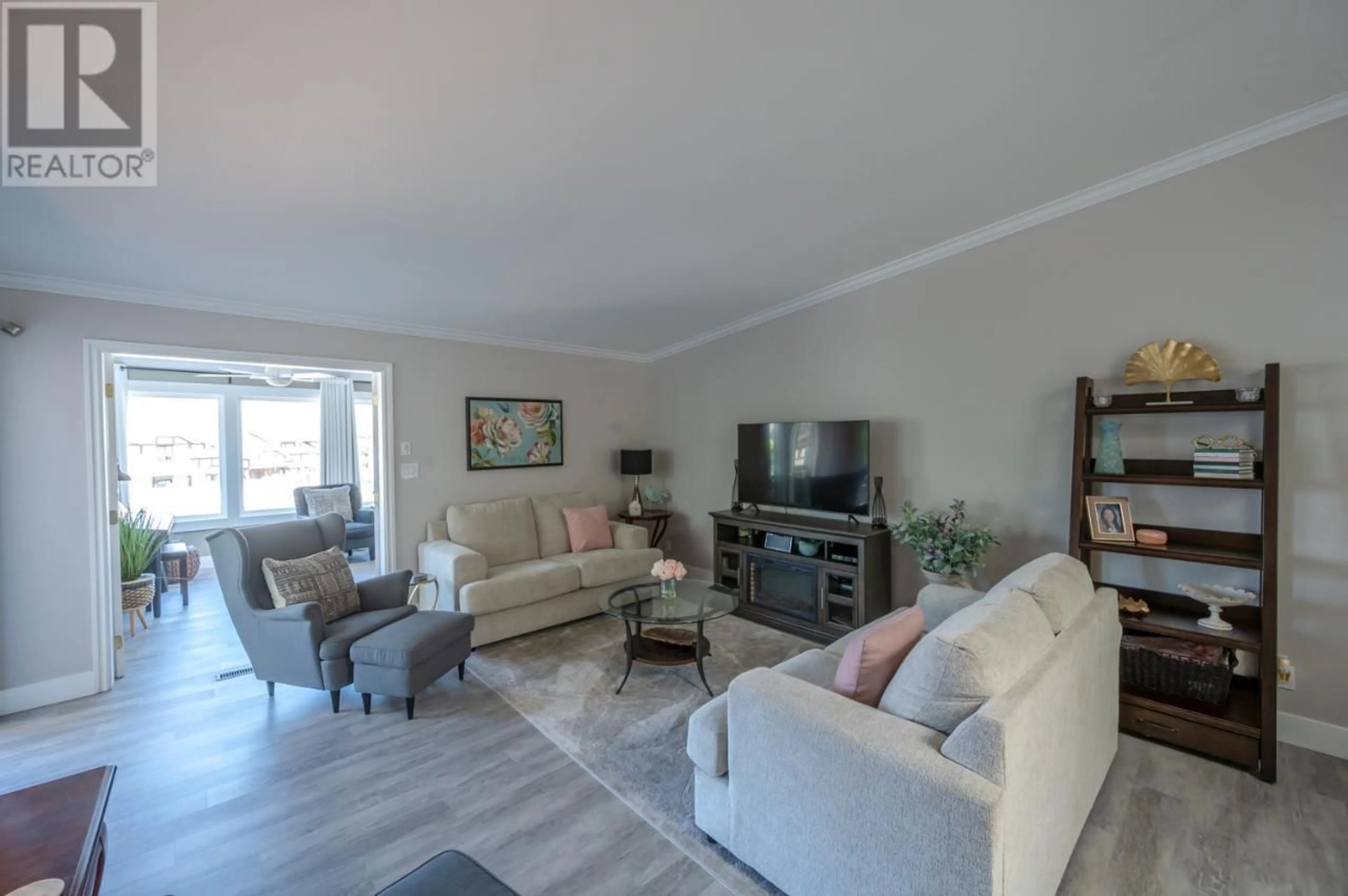 Living room, wood floors for 5207 OLEANDER Drive, Osoyoos British Columbia V0H1V1