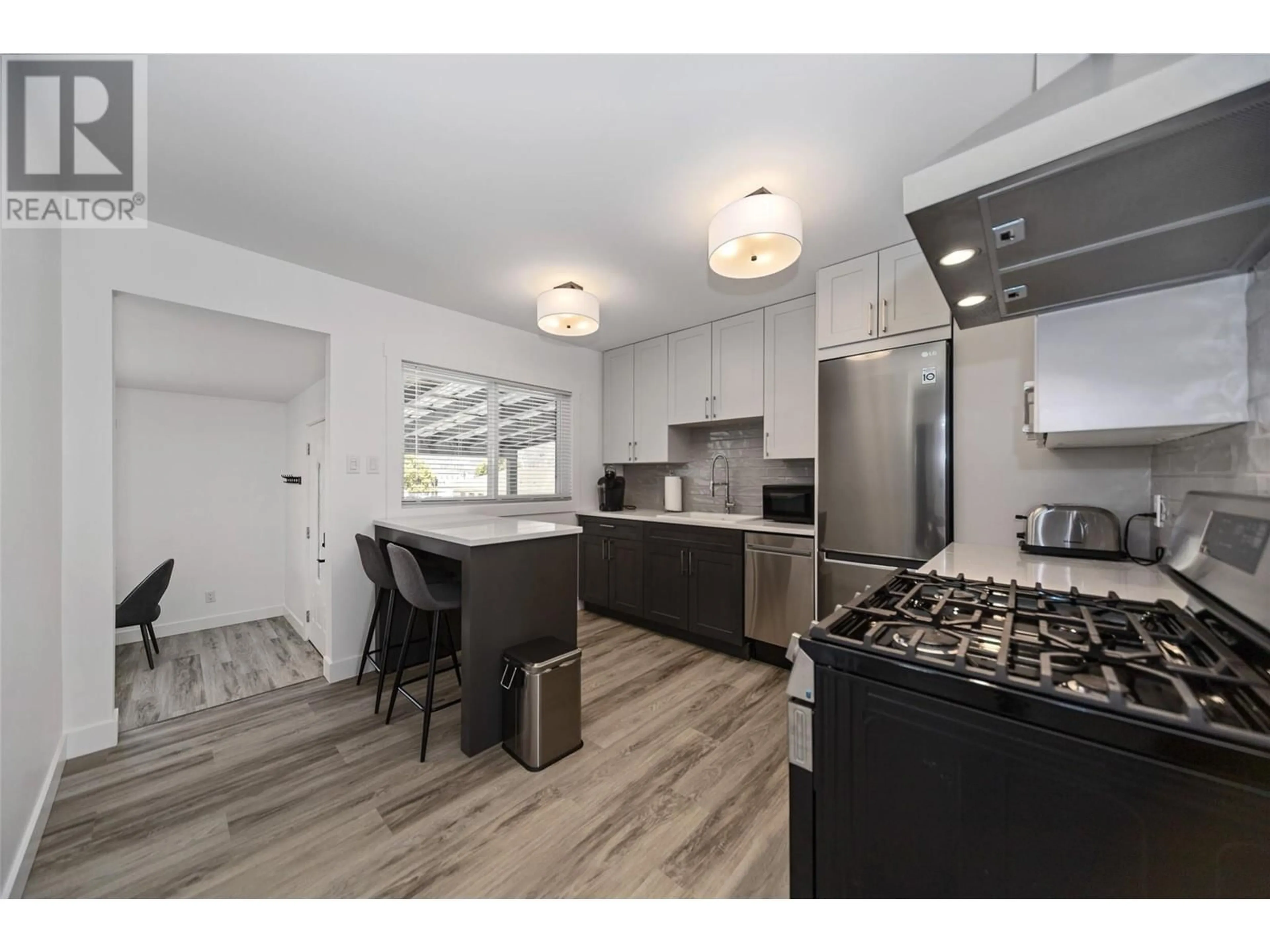 Open concept kitchen, unknown for 8706 74TH AVENUE, Osoyoos British Columbia V1H1V0