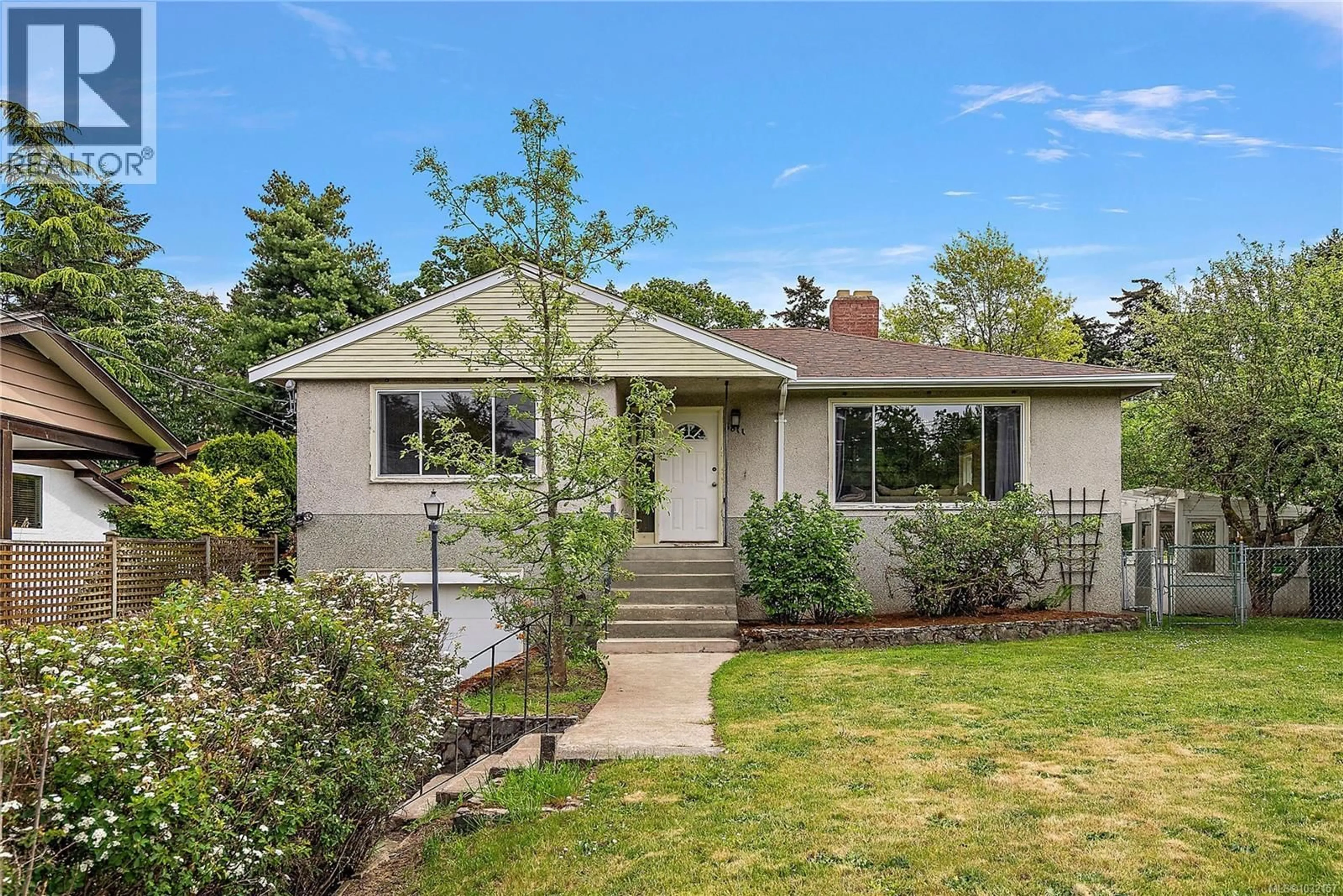 Home with vinyl exterior material, street for 3811 EPSOM DRIVE, Saanich British Columbia V8P3S8