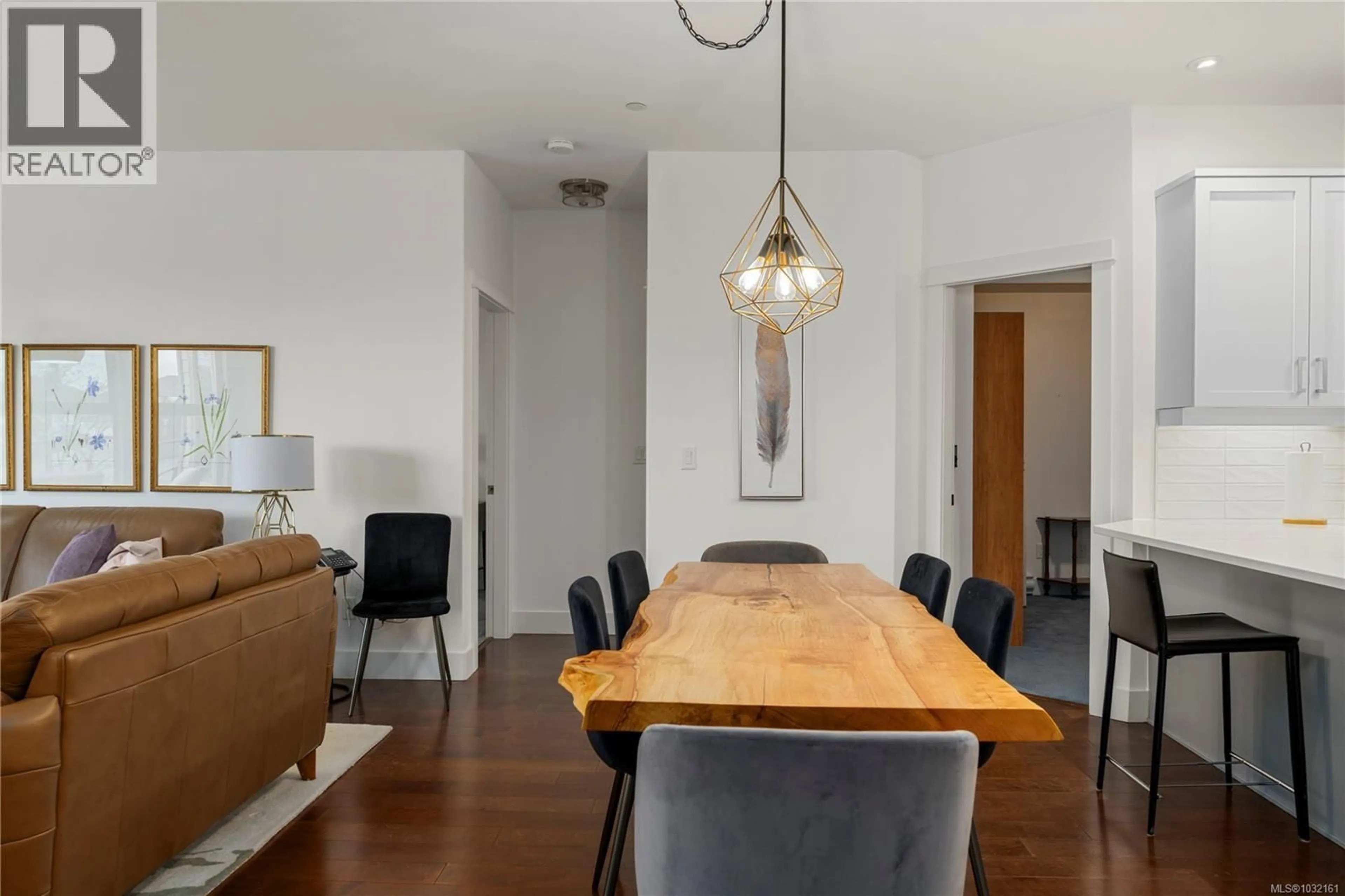 Dining room, wood/laminate floor for 109 - 6310 MCROBB AVENUE, Nanaimo British Columbia V9V1W8