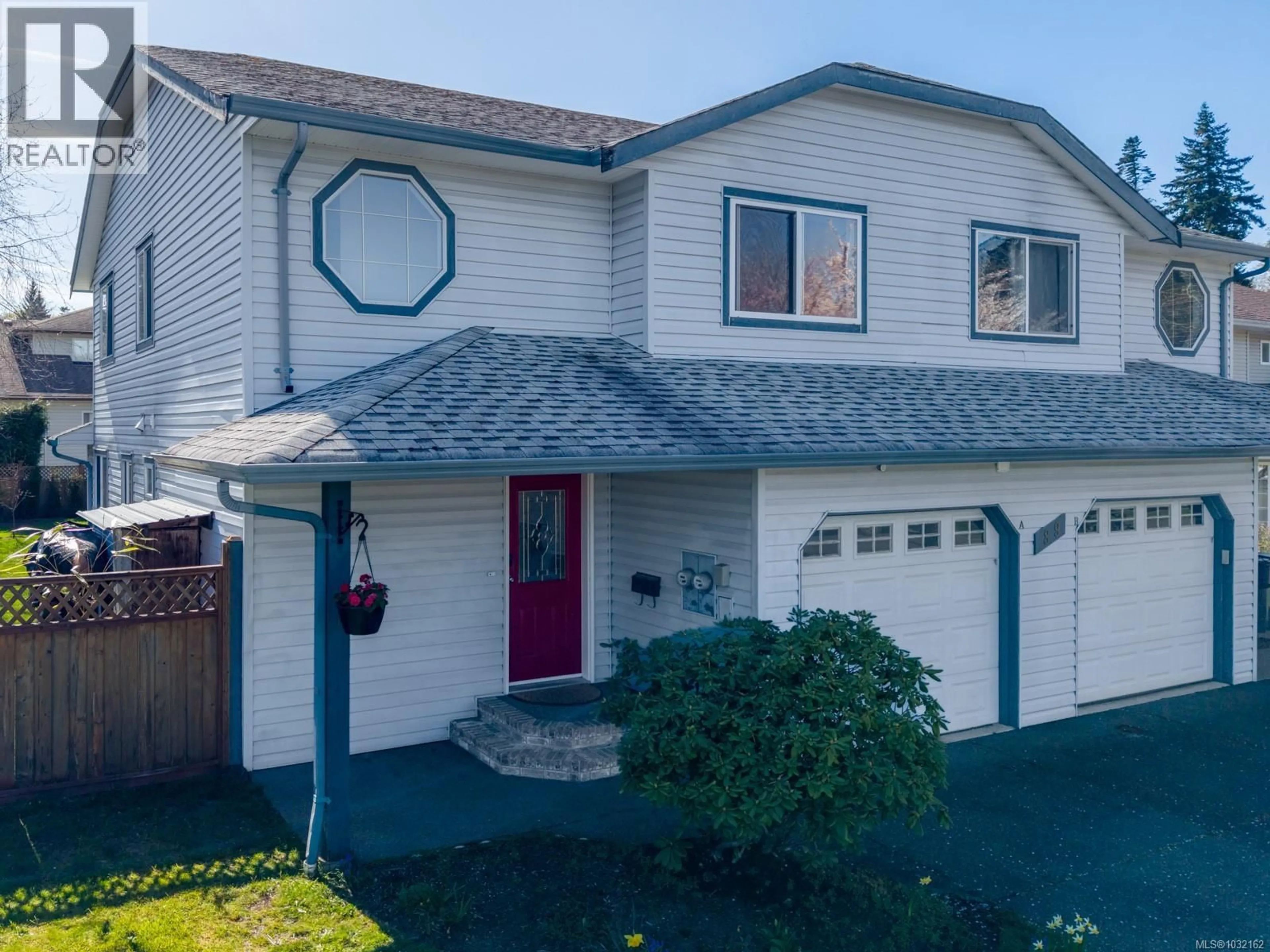 Home with vinyl exterior material, street for A - 89 TIMBERLANE ROAD, Courtenay British Columbia V9N8Z3