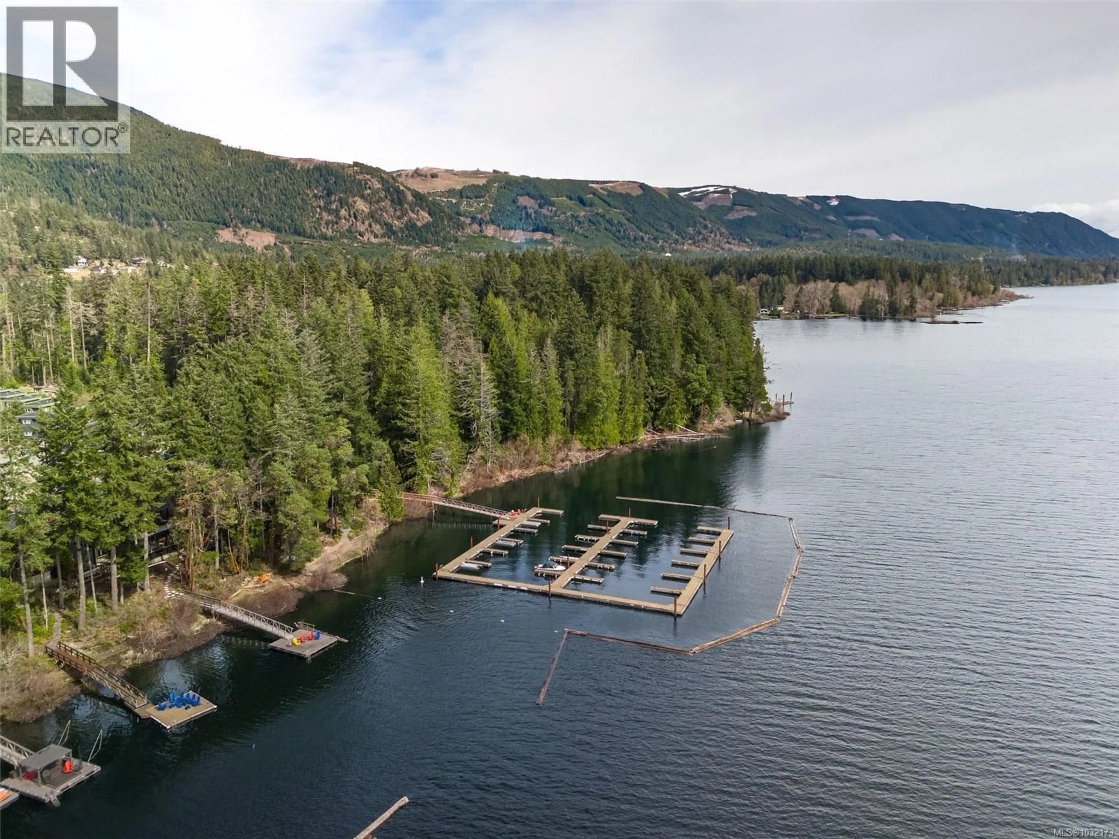 A pic from outside/outdoor area/front of a property/back of a property/a pic from drone, water/lake/river/ocean view for 9327 LAKE TRAIL PLACE, Lake Cowichan British Columbia V0R2G0