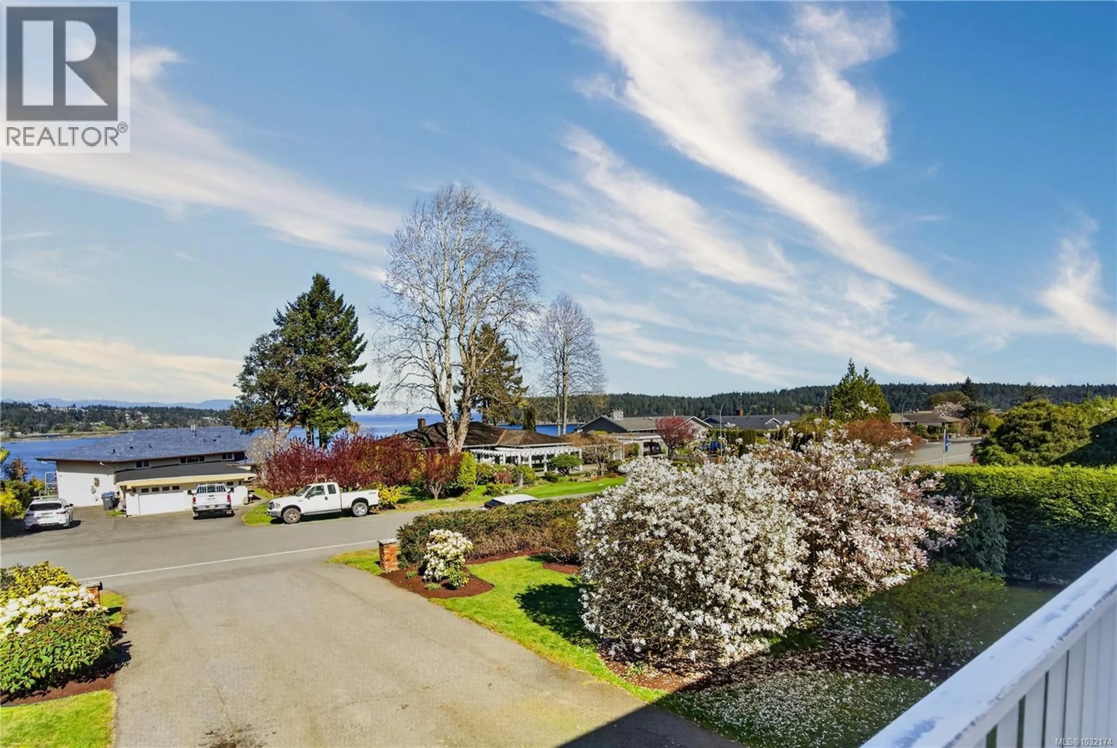 A pic from outside/outdoor area/front of a property/back of a property/a pic from drone, water/lake/river/ocean view for 174 CILAIRE DRIVE, Nanaimo British Columbia V9S3E3