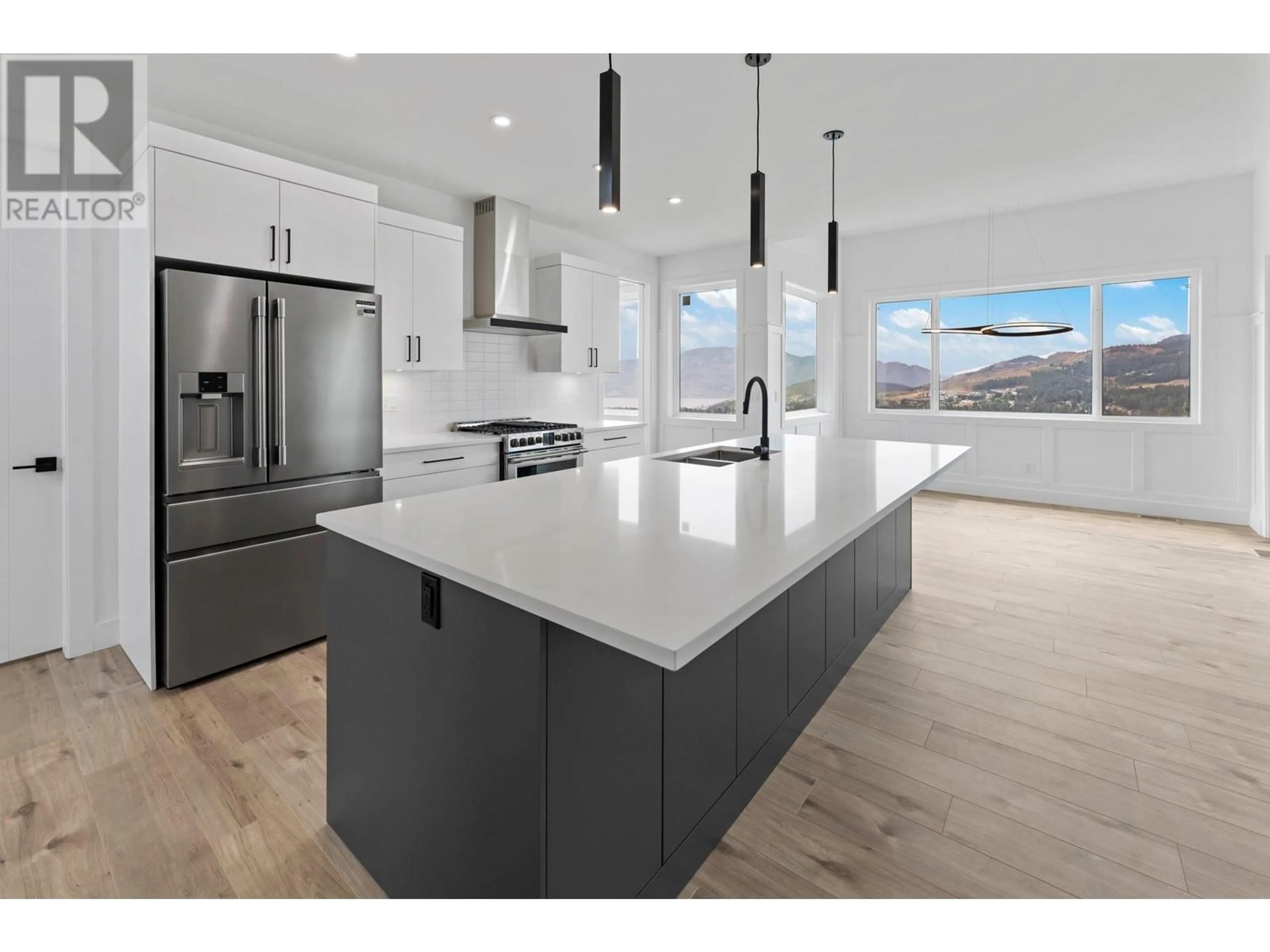 Open concept kitchen, unknown for 2871 COPPER RIDGE DRIVE, West Kelowna British Columbia V4T0E7