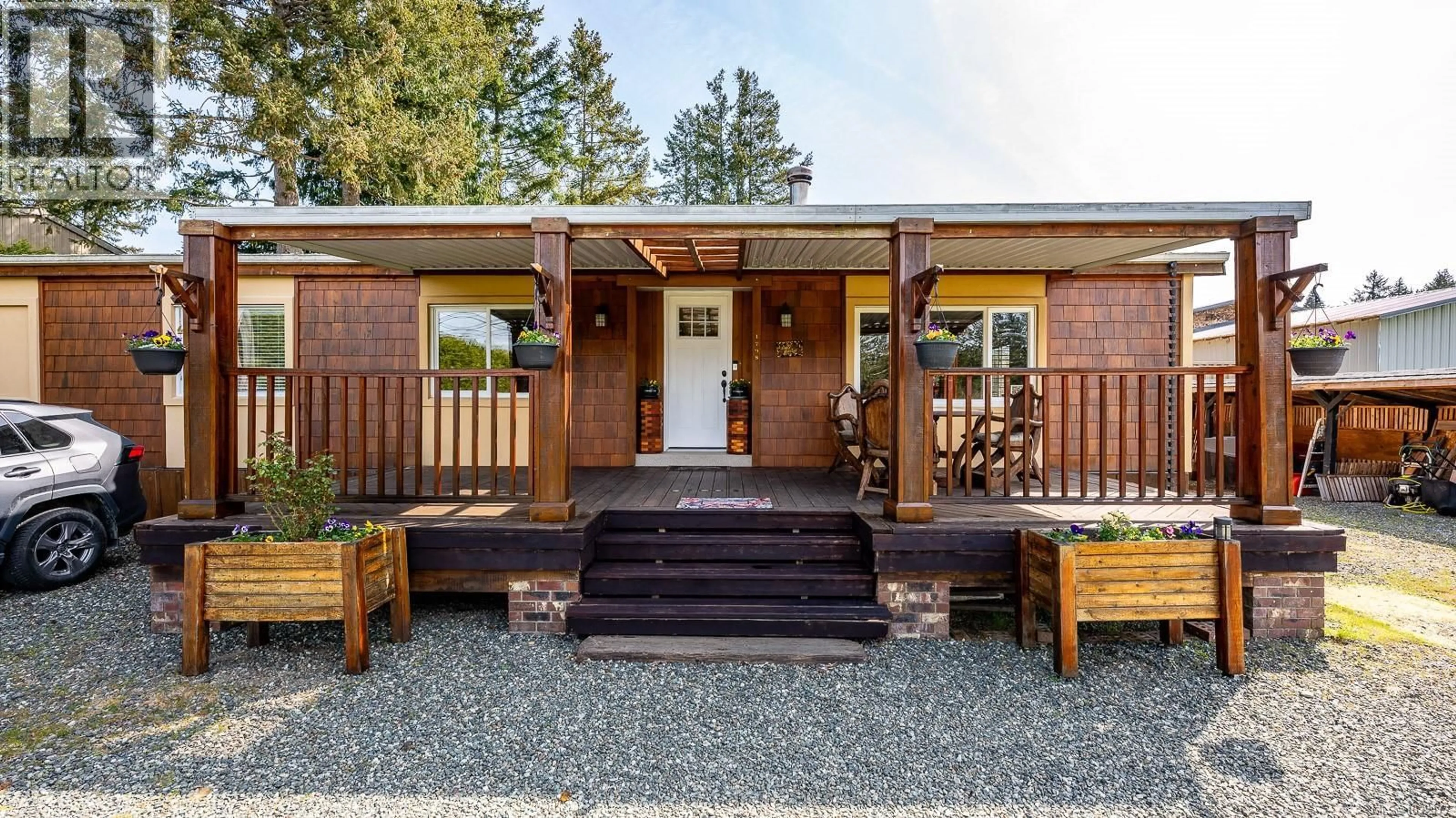 Patio, unknown for 1798 LITTLE RIVER ROAD, Comox British Columbia V9M4B9