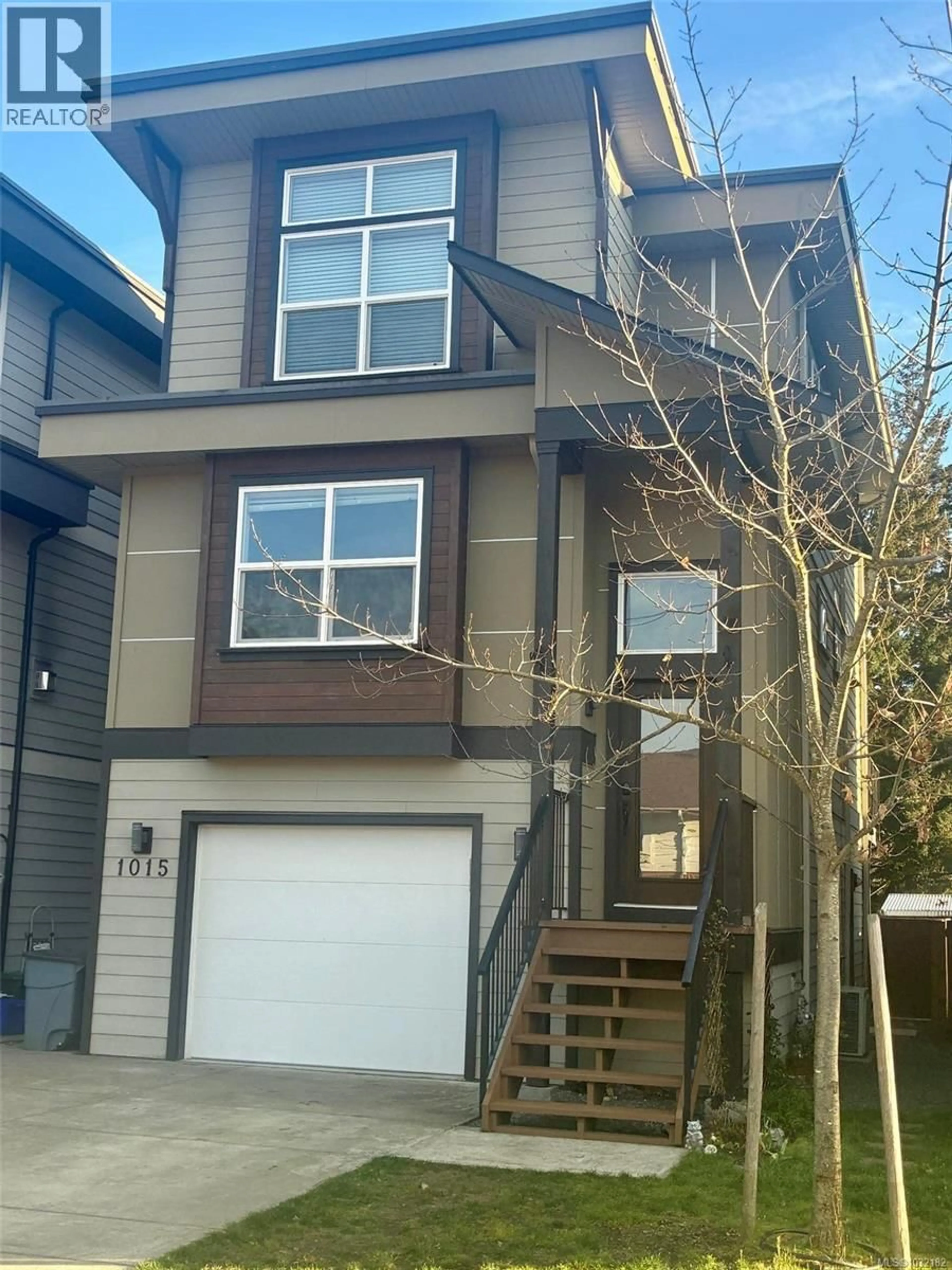 Home with vinyl exterior material, street for 1015 FOXWOOD PLACE, Langford British Columbia V9C0H5