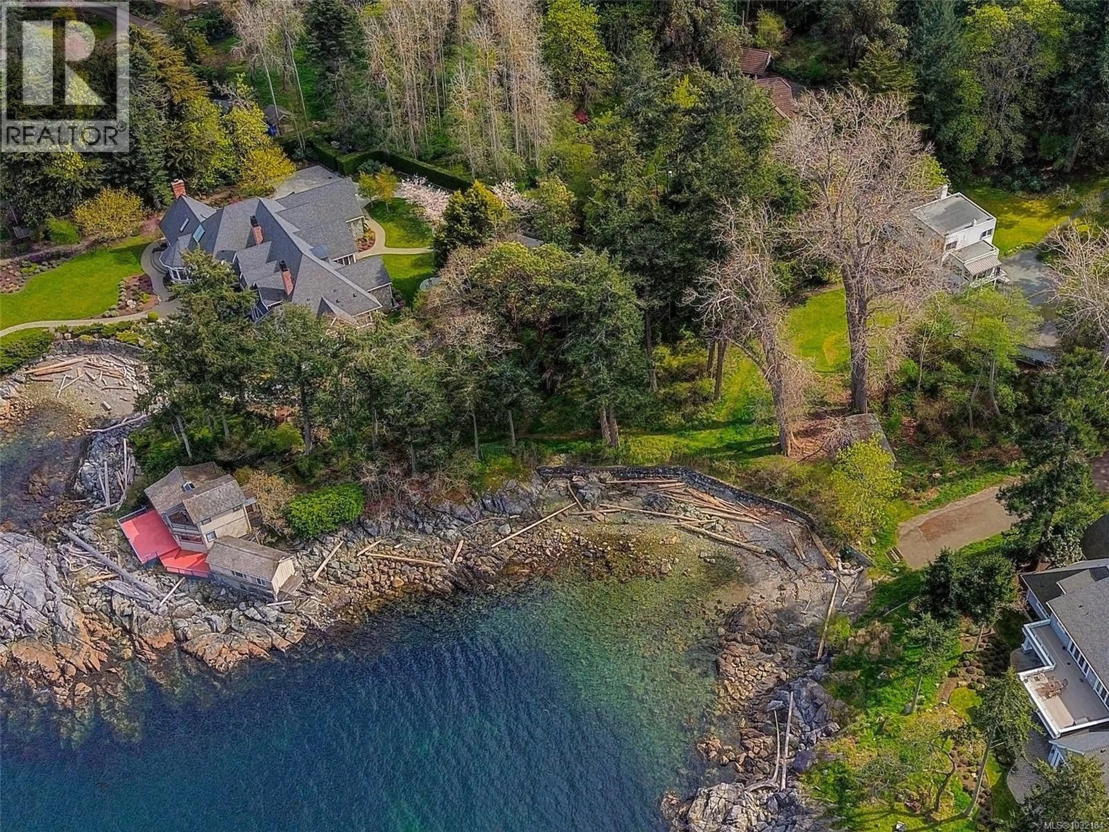A pic from outside/outdoor area/front of a property/back of a property/a pic from drone, water/lake/river/ocean view for 2620 QUEENSWOOD DRIVE, Saanich British Columbia V8N1X5
