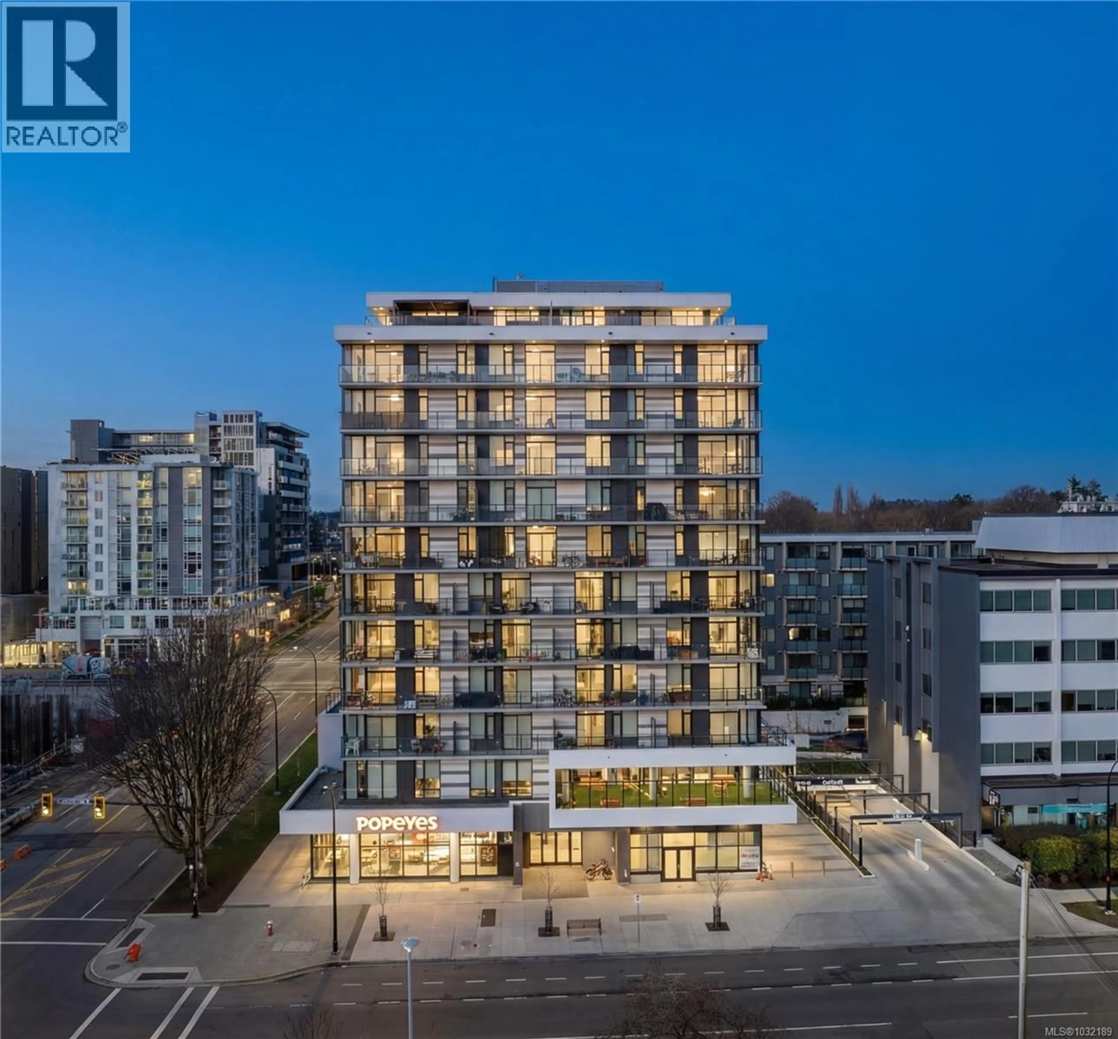 A pic from outside/outdoor area/front of a property/back of a property/a pic from drone, city buildings view from balcony for 810 - 1100 YATES STREET, Victoria British Columbia V8V3M8