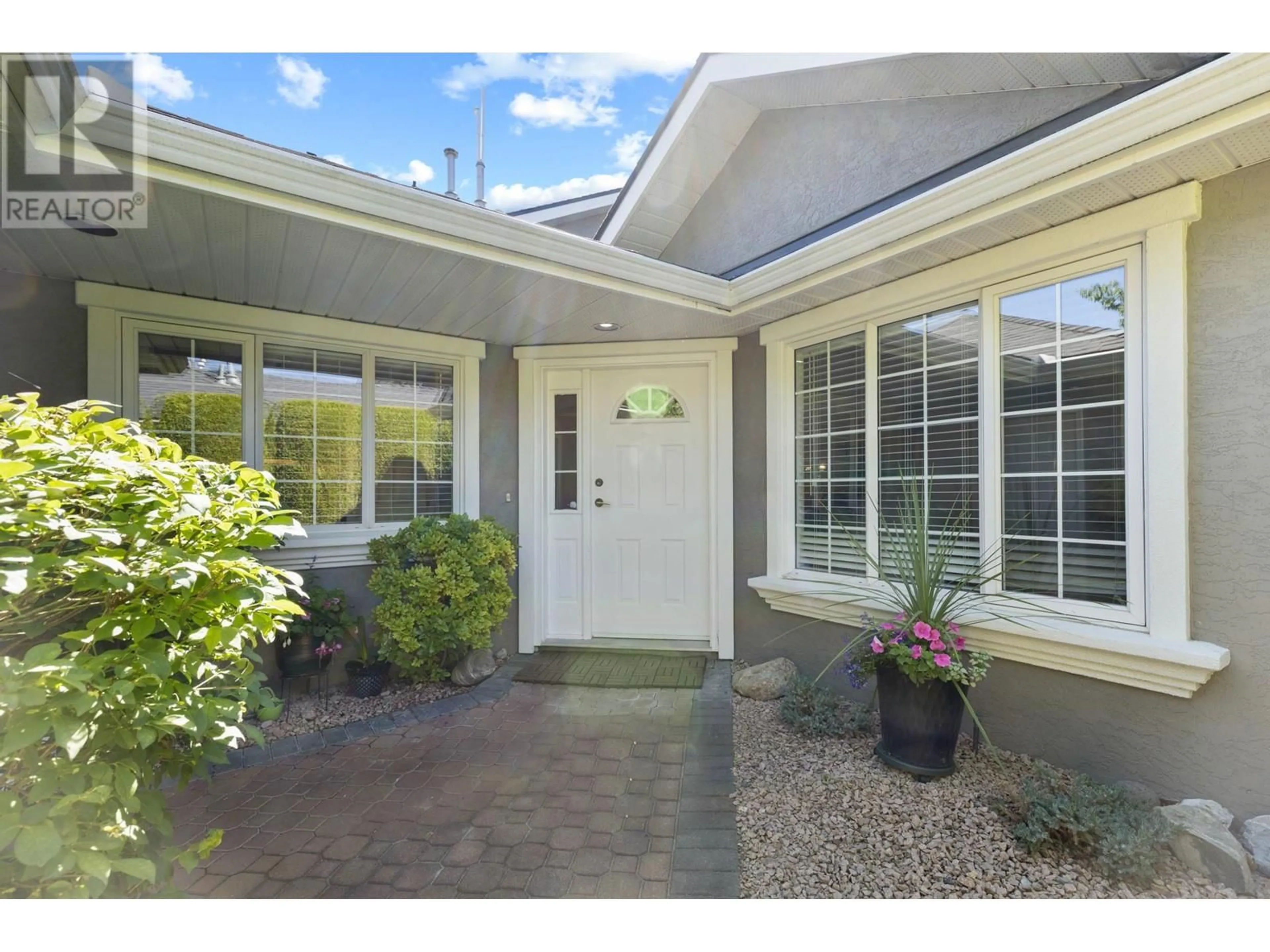 Indoor entryway for 3775 Springbrook Road Unit# 18, Kelowna British Columbia V1W4A3