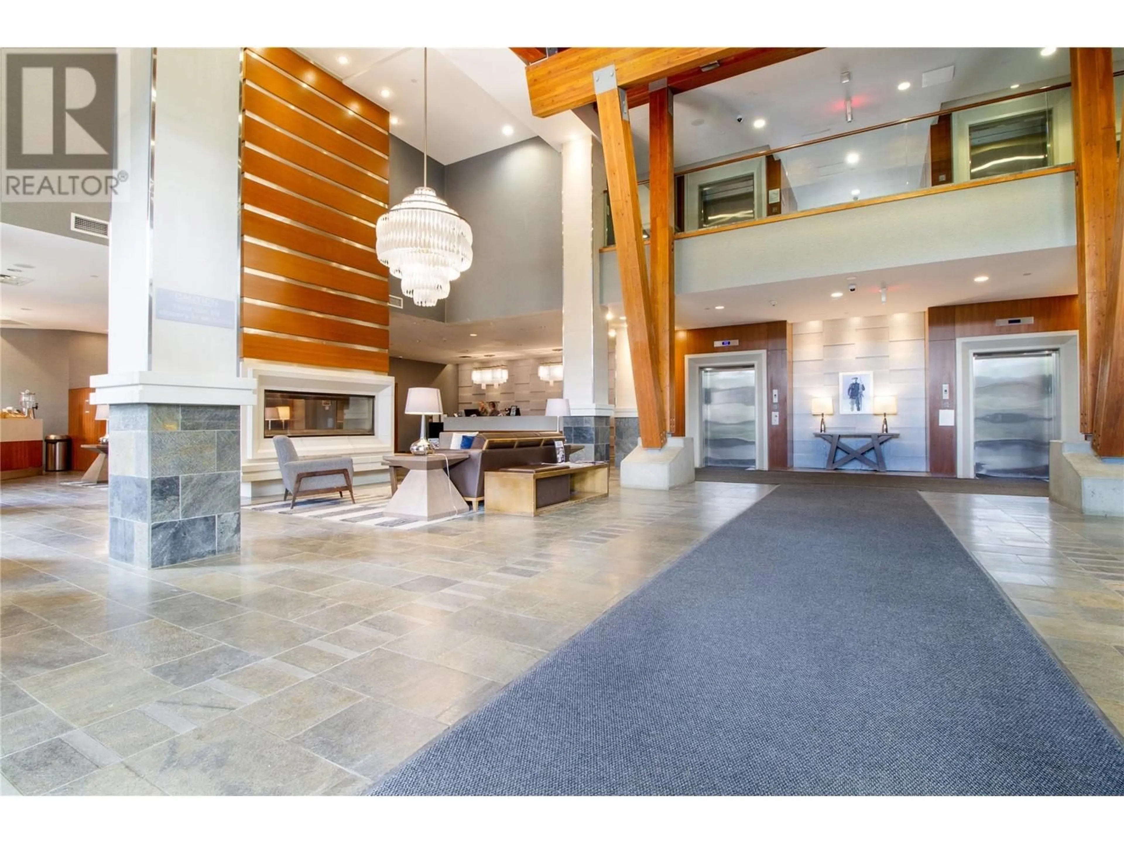 Lobby for 1504 - 2950 CAMOZZI ROAD, Revelstoke British Columbia V0E2S1