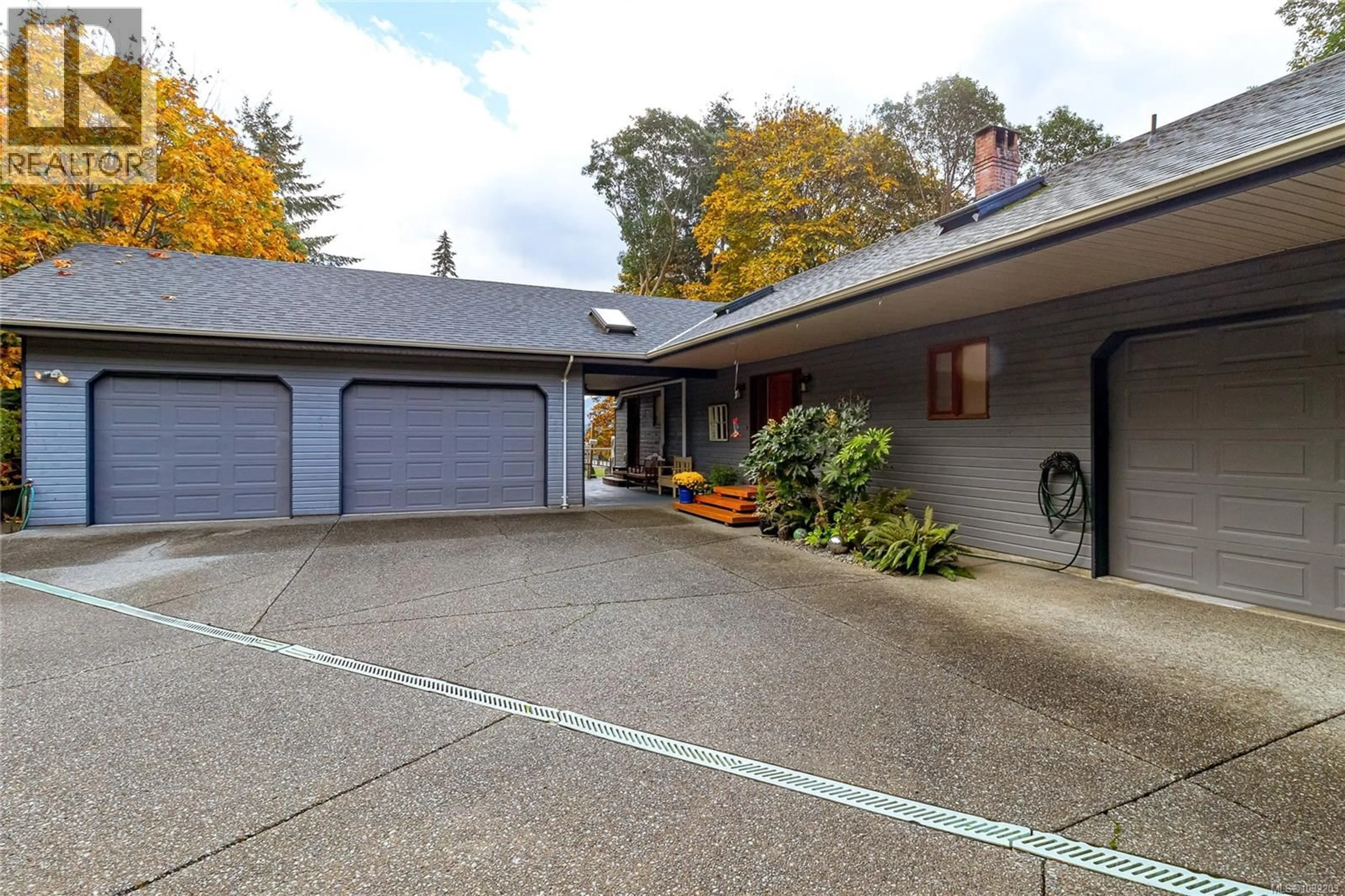 Unknown for 10662 ALDER CRESCENT, Youbou British Columbia V0R3E0