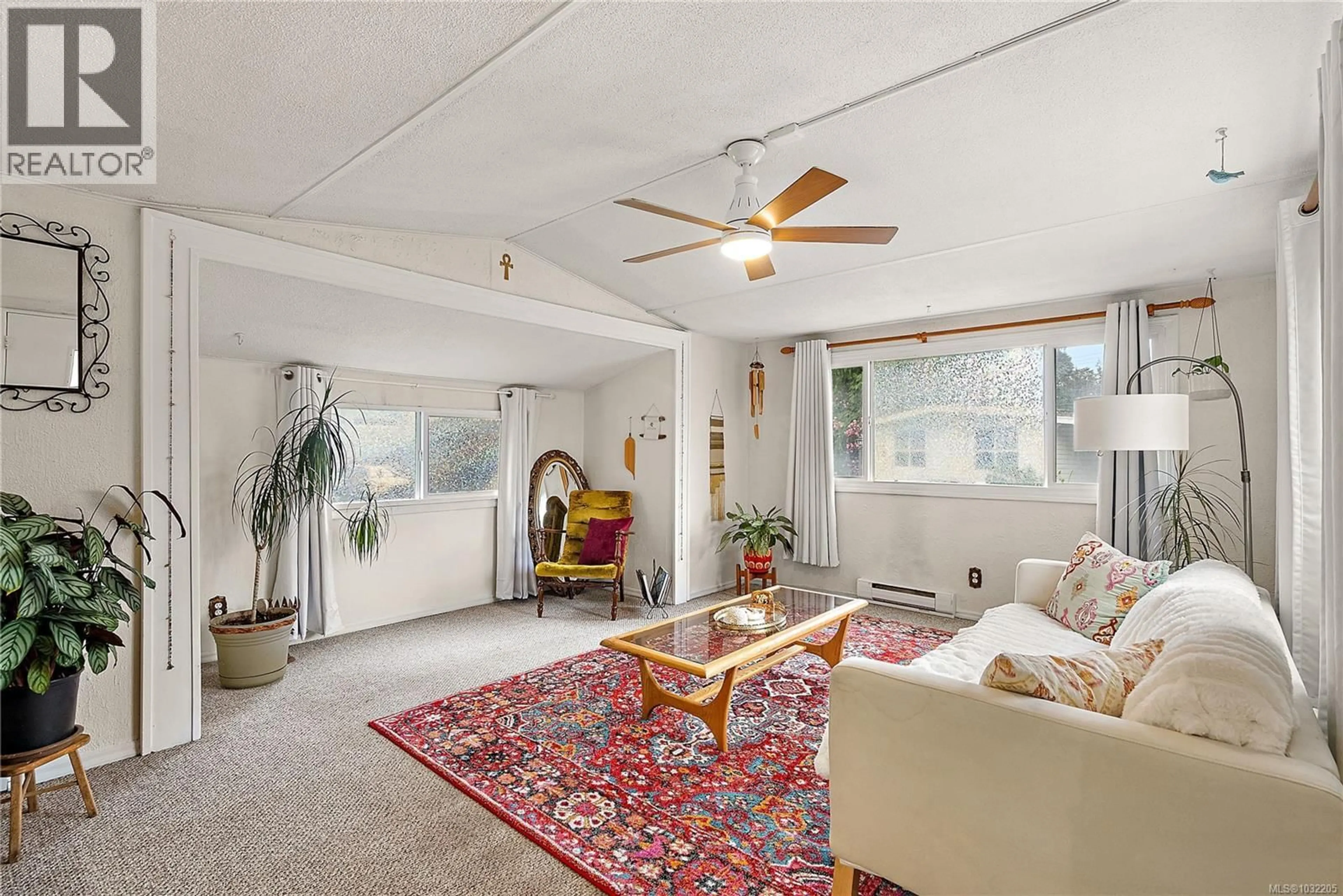 Living room with furniture, carpet floor for 11 - 2587 SELWYN ROAD, Langford British Columbia V9B4V4