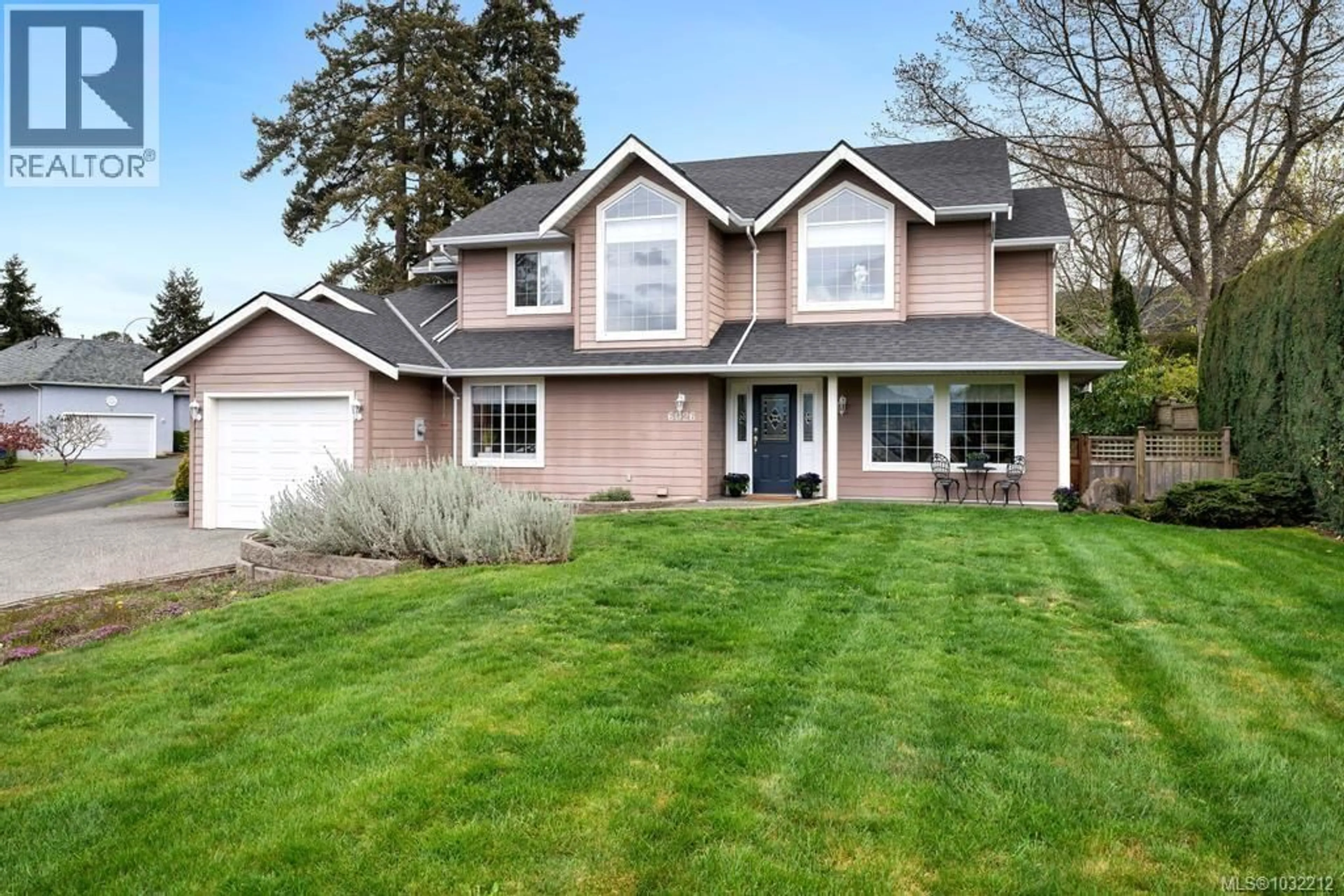 Home with vinyl exterior material, street for 6026 STONEHOUSE PLACE, Duncan British Columbia V9L5M8