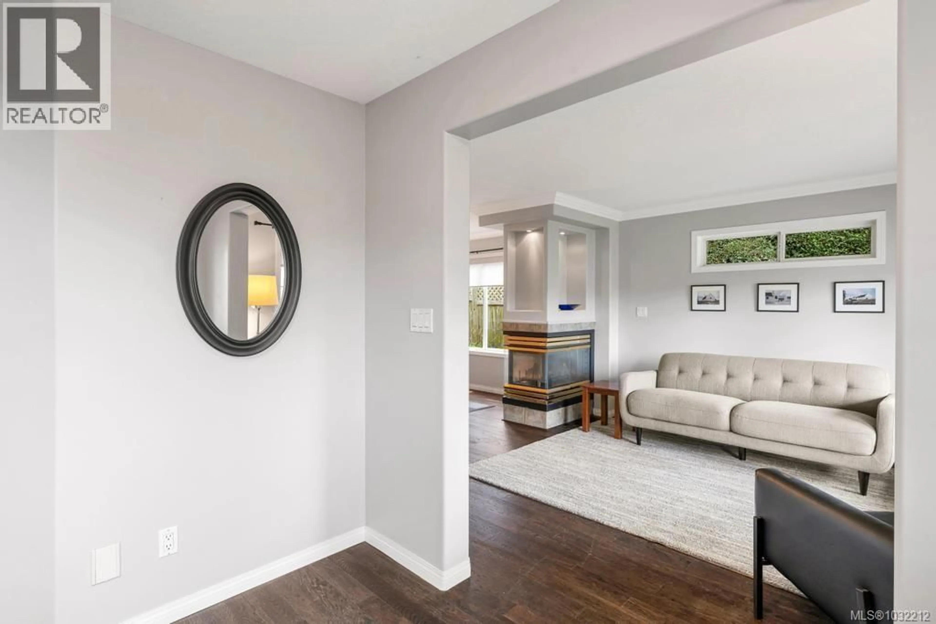 Indoor entryway for 6026 STONEHOUSE PLACE, Duncan British Columbia V9L5M8