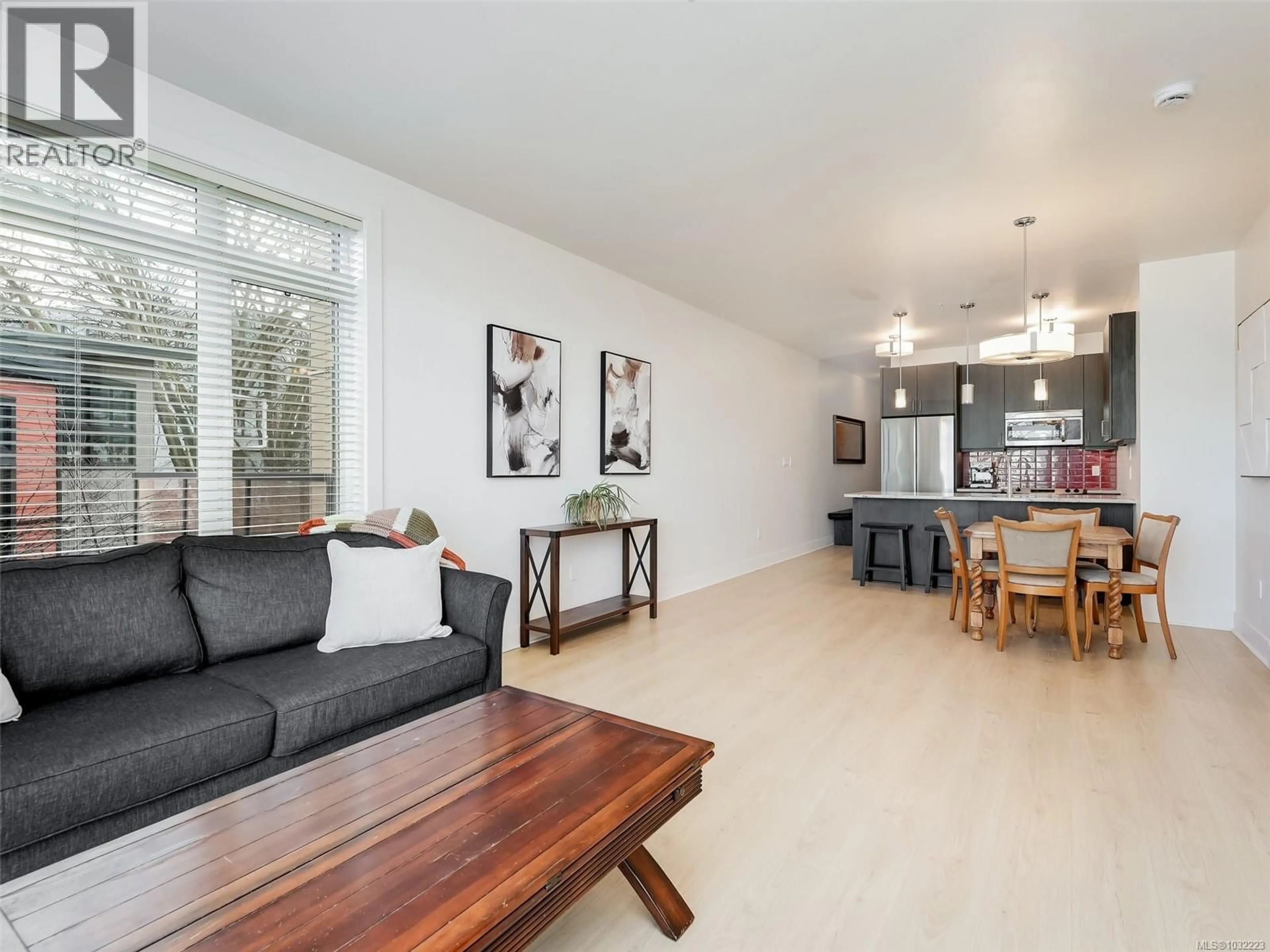 Living room with furniture, unknown for 305 - 606 SPEED AVENUE, Victoria British Columbia V8Z1A4