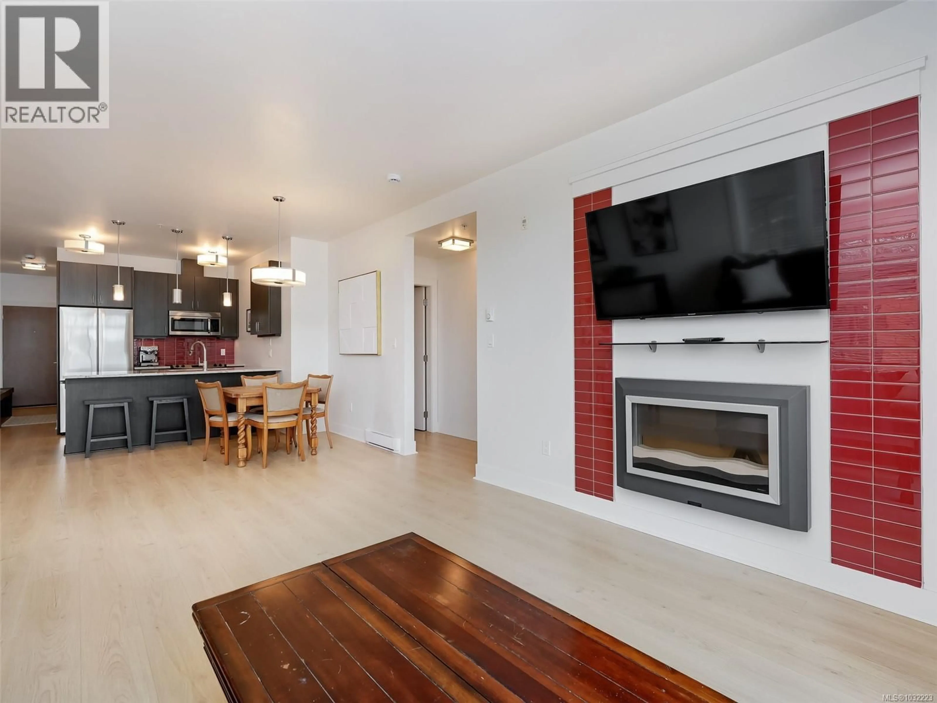 Unknown for 305 - 606 SPEED AVENUE, Victoria British Columbia V8Z1A4