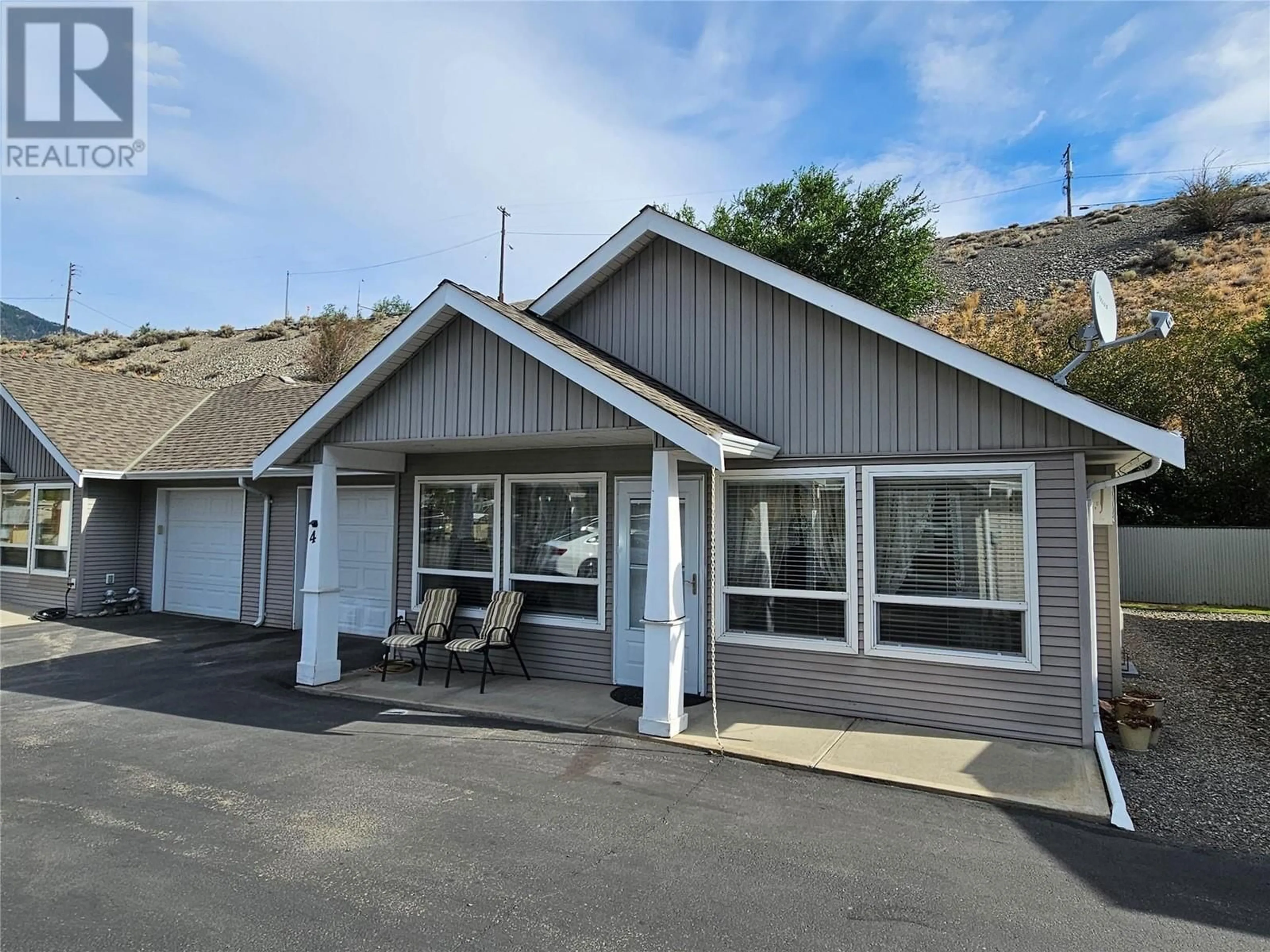 A pic from exterior of the house or condo, the front or back of building for 601 9th Street Unit# 4, Keremeos British Columbia V0X1N3