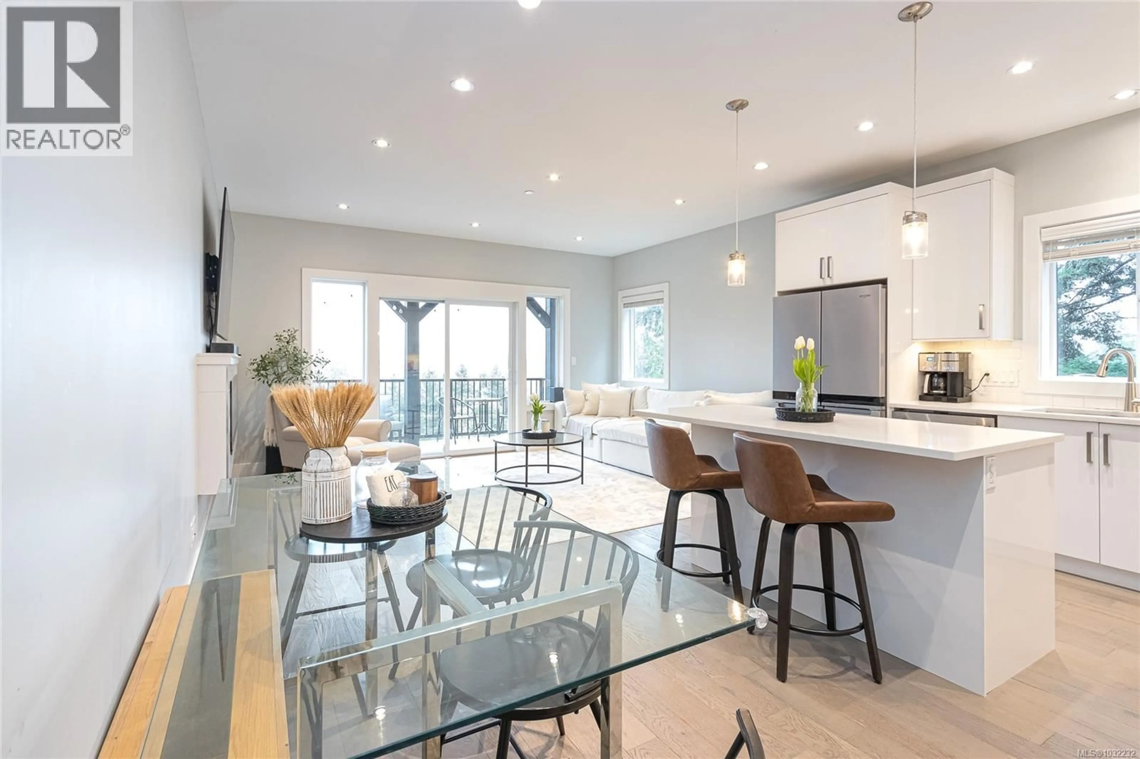 Open concept kitchen, unknown for 784 BRAVEHEART LANE, Colwood British Columbia V9C3R5