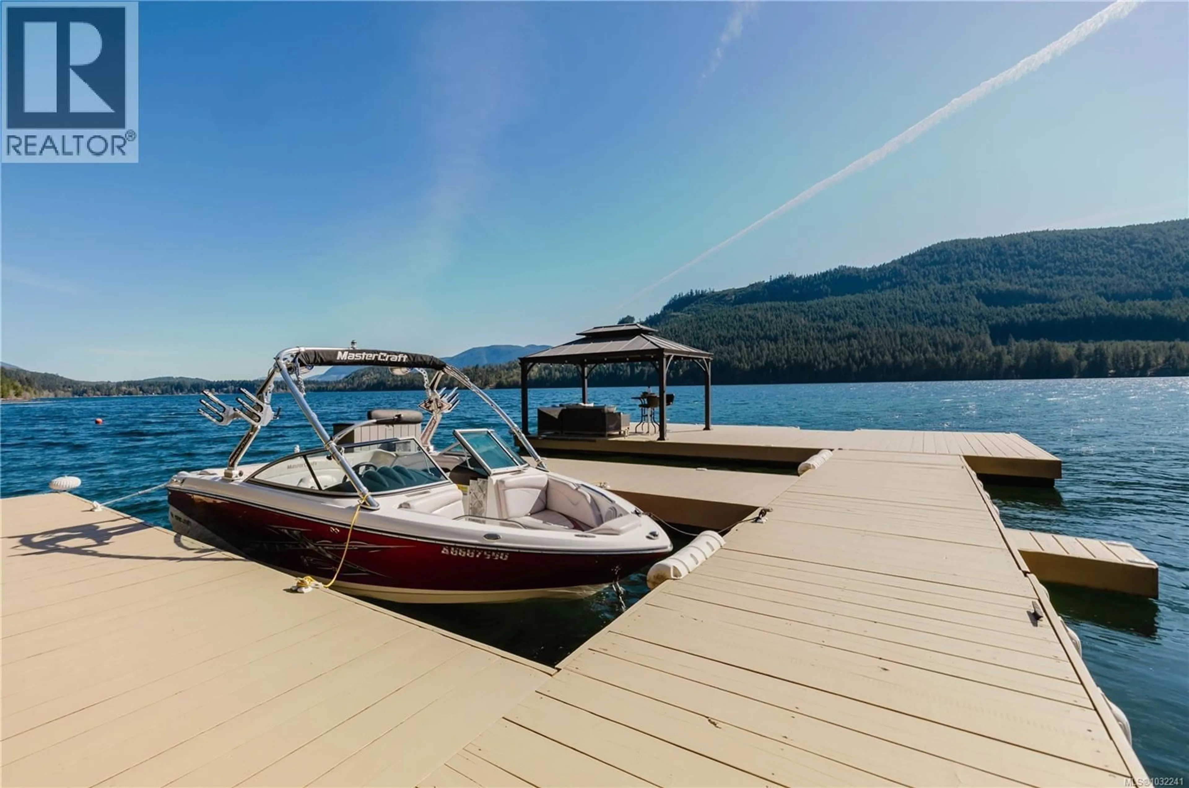Patio, water/lake/river/ocean view for 9686 CREEKSIDE DRIVE, Youbou British Columbia V0R3E1