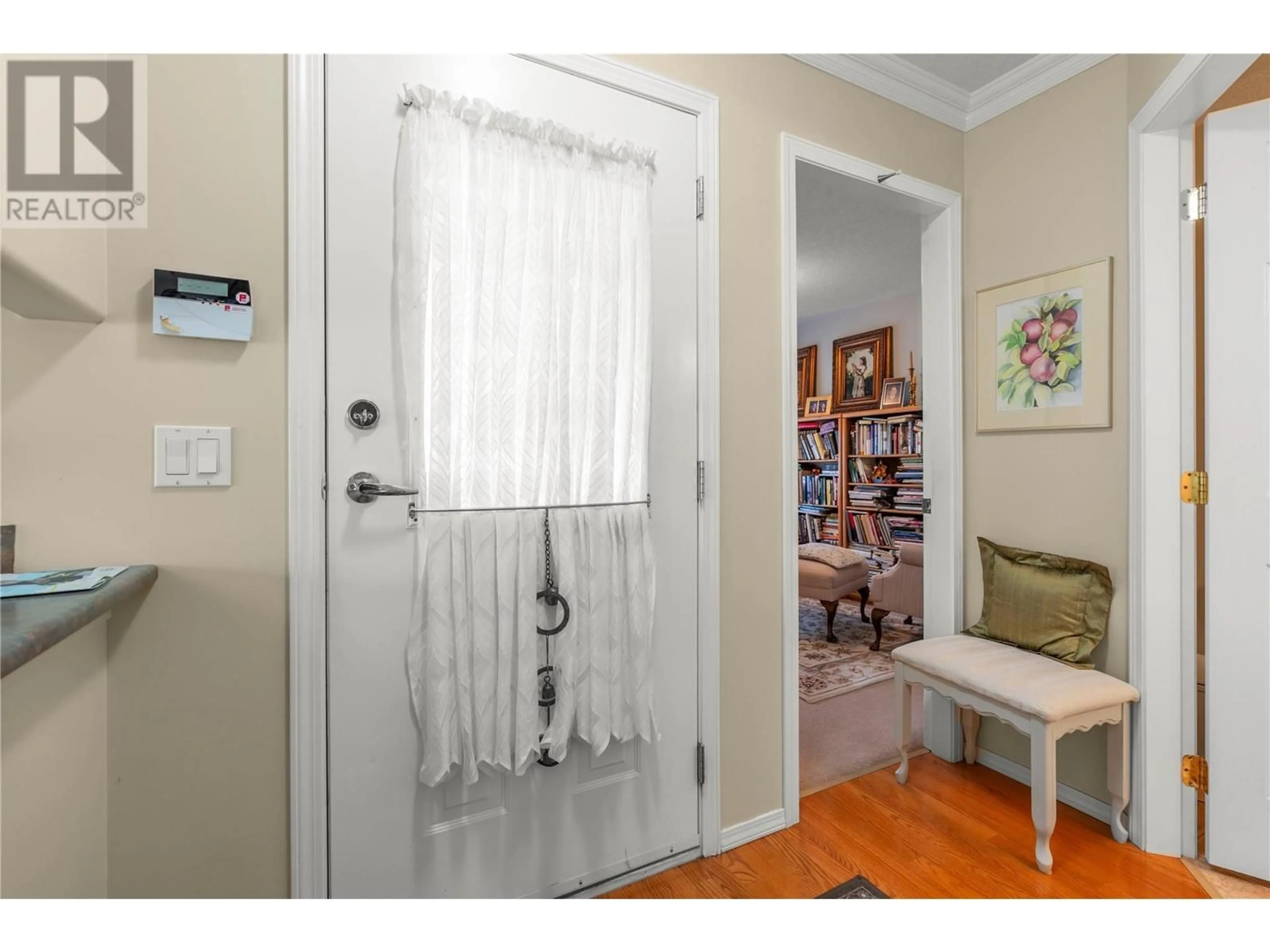 Indoor entryway for 1834 47 AVENUE, Vernon British Columbia V1T9P3