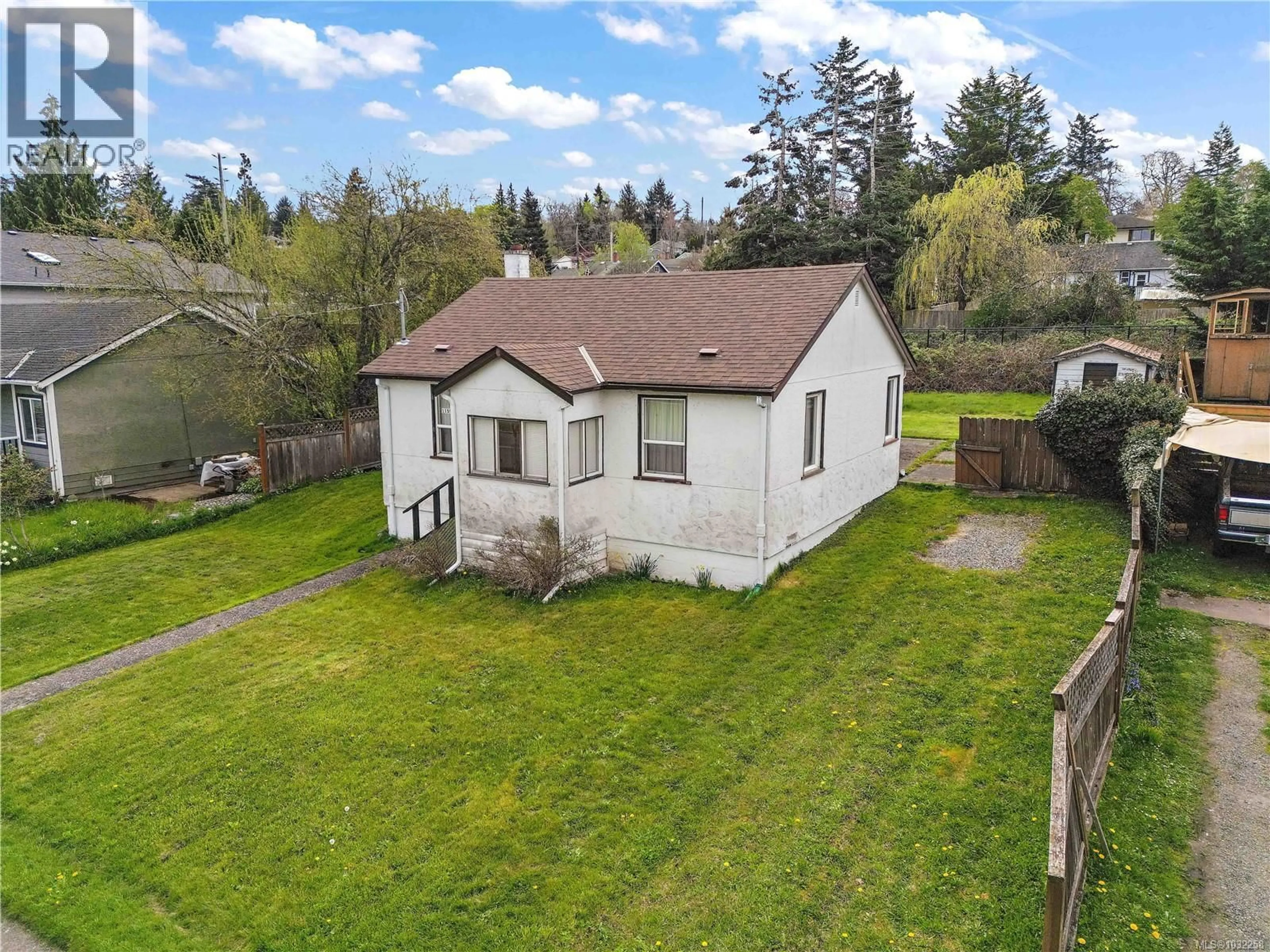 A pic from outside/outdoor area/front of a property/back of a property/a pic from drone, unknown for 1159 COLVILLE ROAD, Esquimalt British Columbia V9A4R1