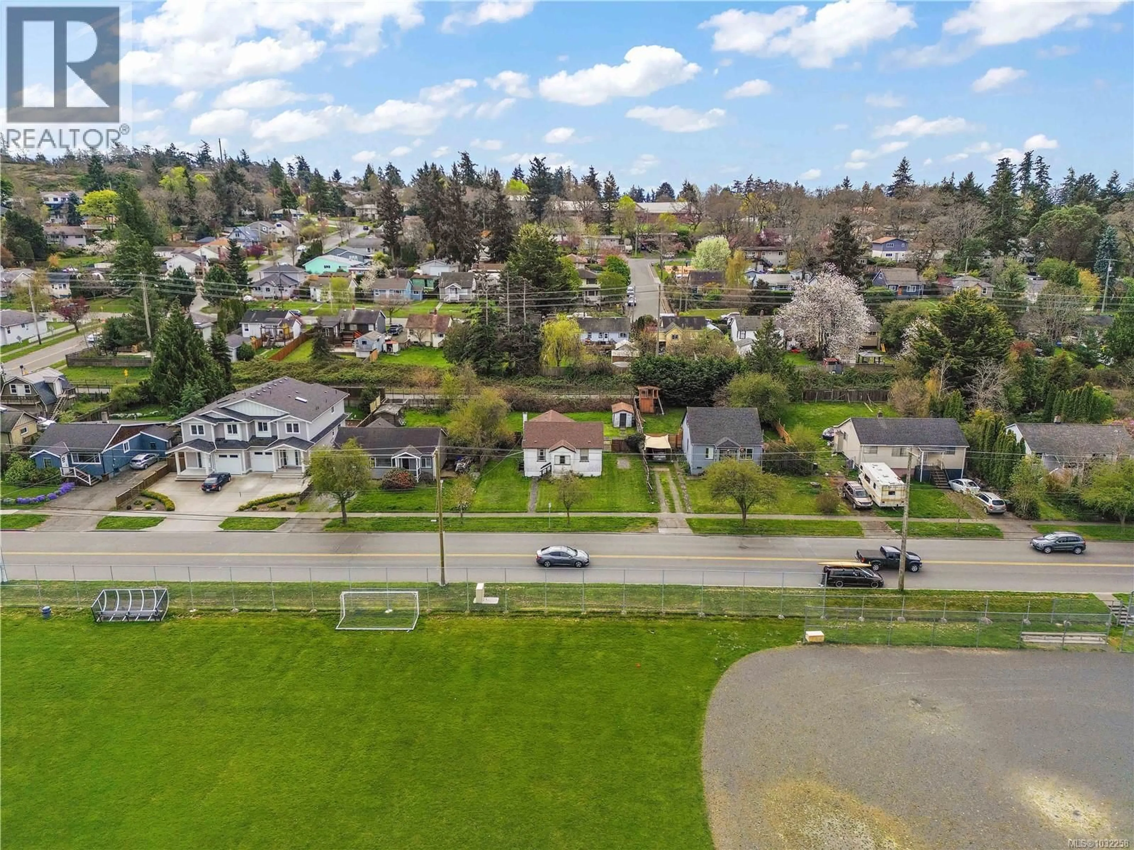 A pic from outside/outdoor area/front of a property/back of a property/a pic from drone, street for 1159 COLVILLE ROAD, Esquimalt British Columbia V9A4R1