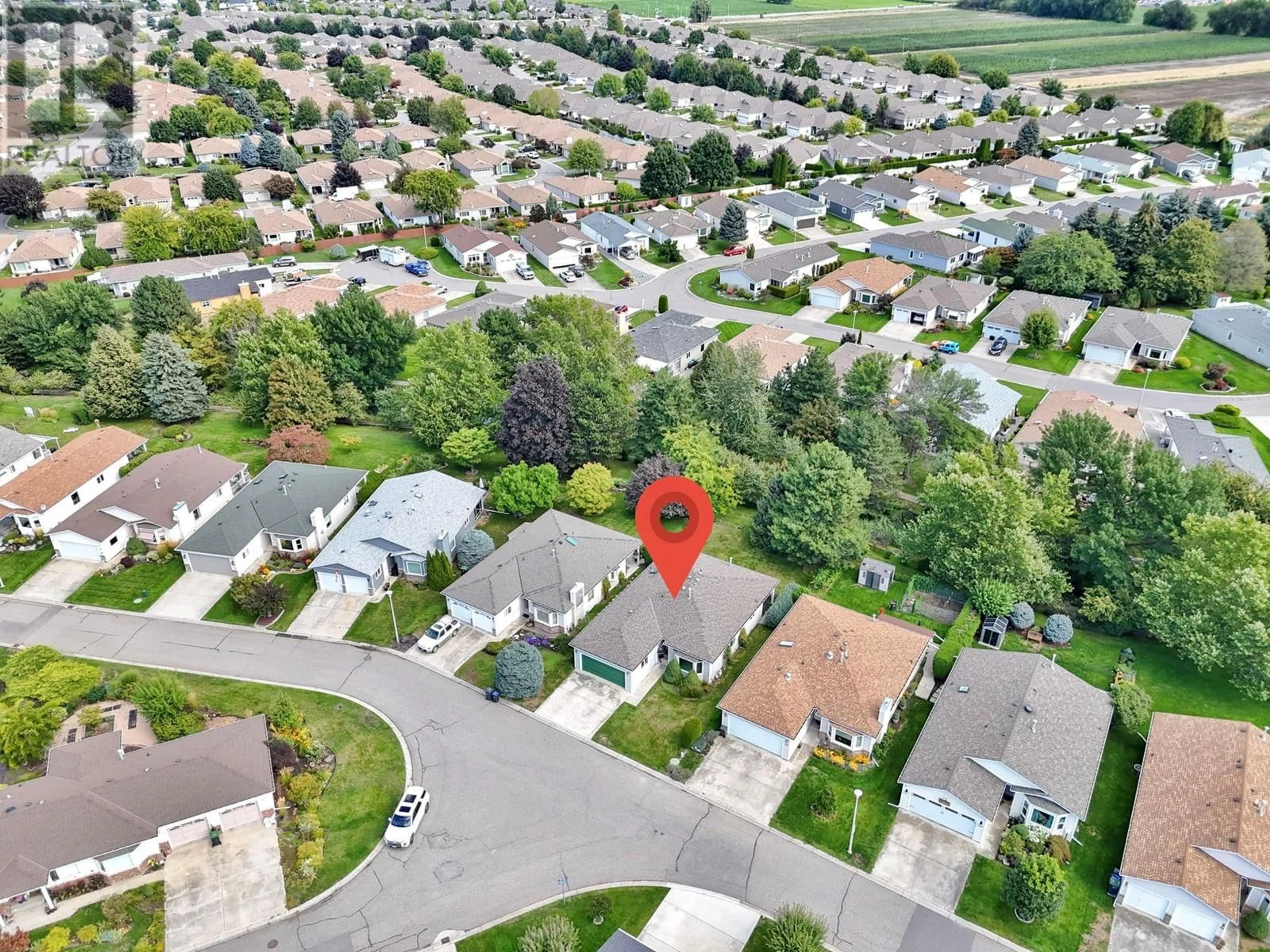 Frontside or backside of a home, the street view for 1260 Raymer Avenue Unit# 372, Kelowna British Columbia V1W3S6