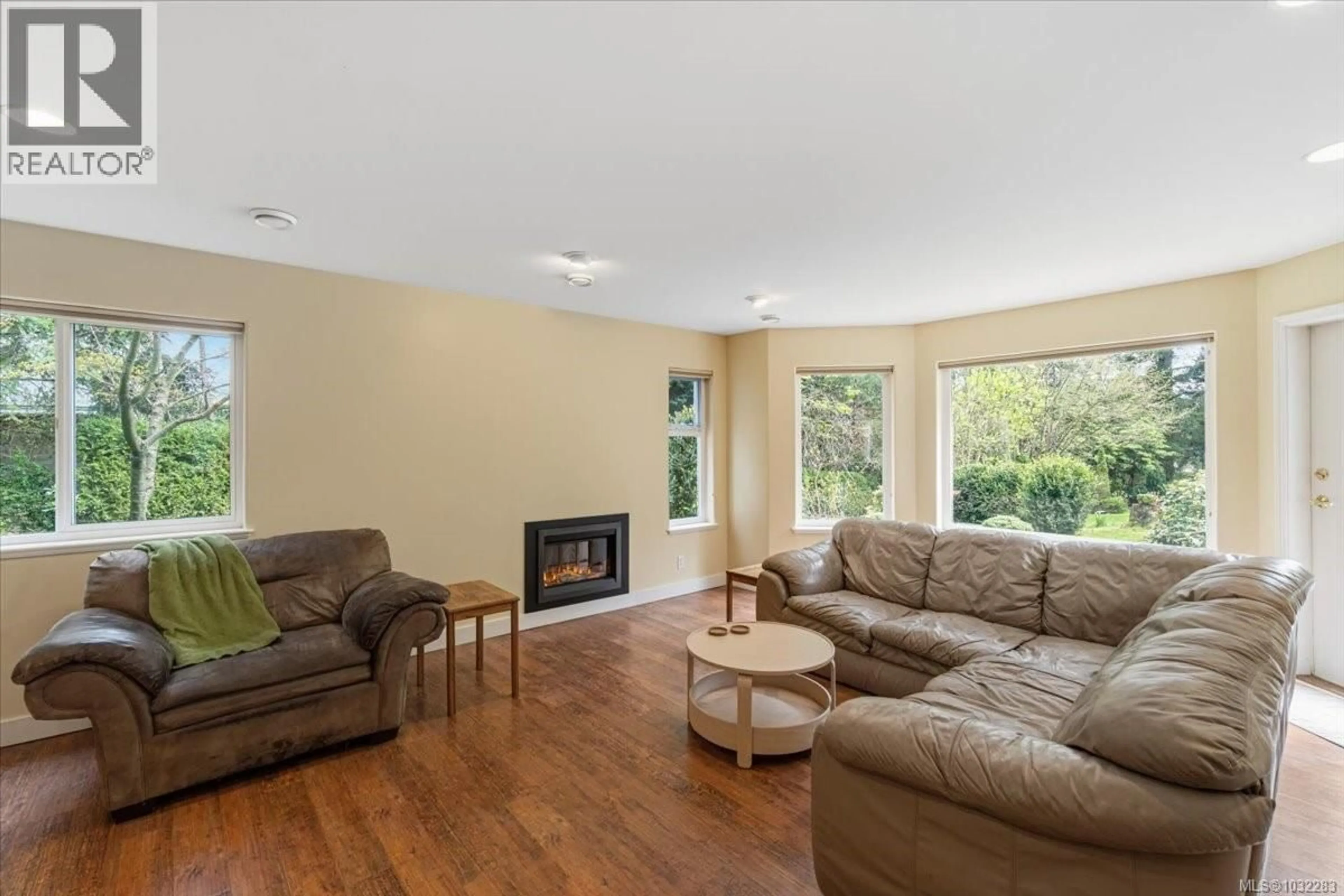 Living room with furniture, unknown for 2416 NANOOSE ROAD, Nanoose Bay British Columbia V9P9E6