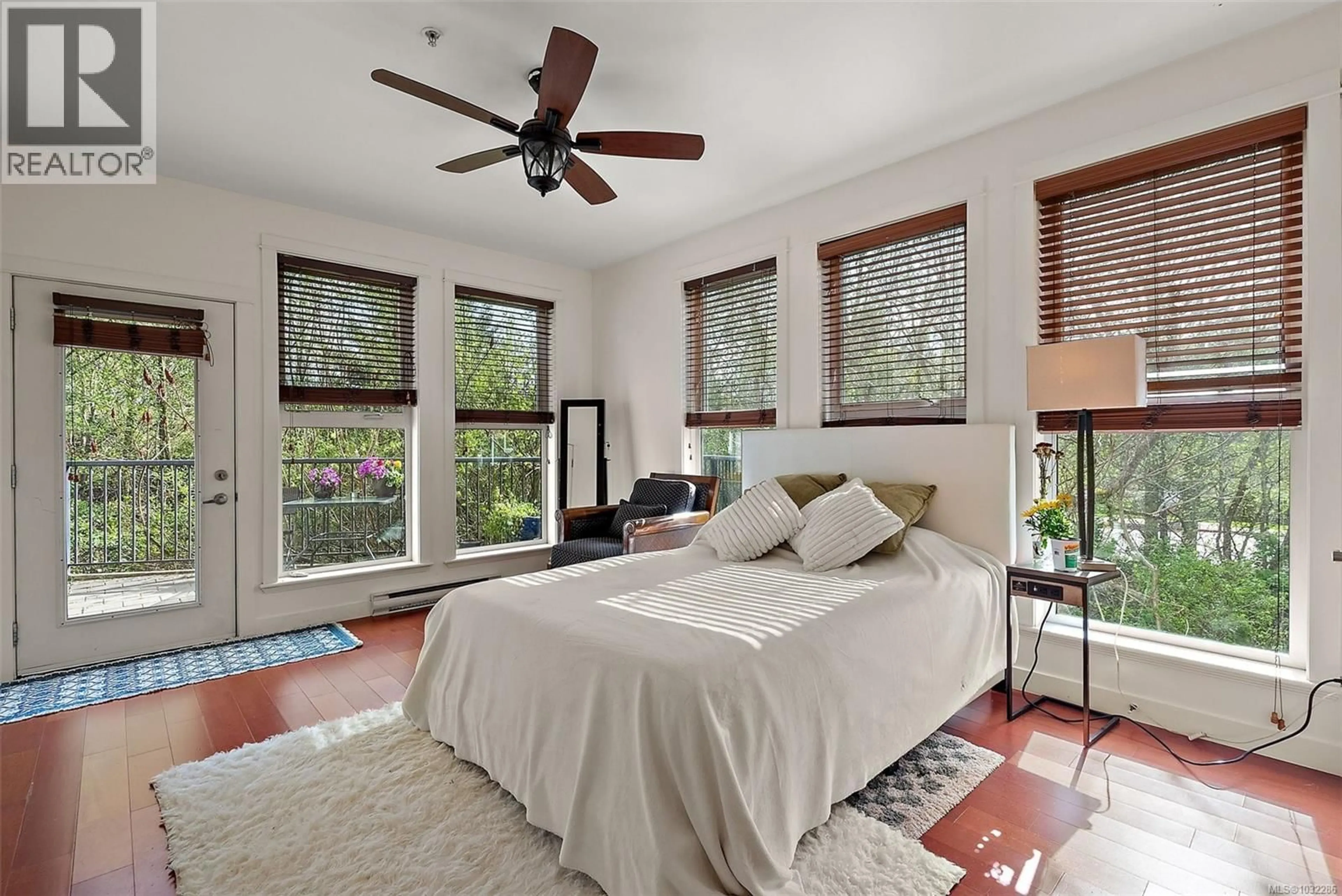 Bedroom with bed, wood/laminate floor for 104 - 101 NURSERY HILL DRIVE, View Royal British Columbia V9B0H5