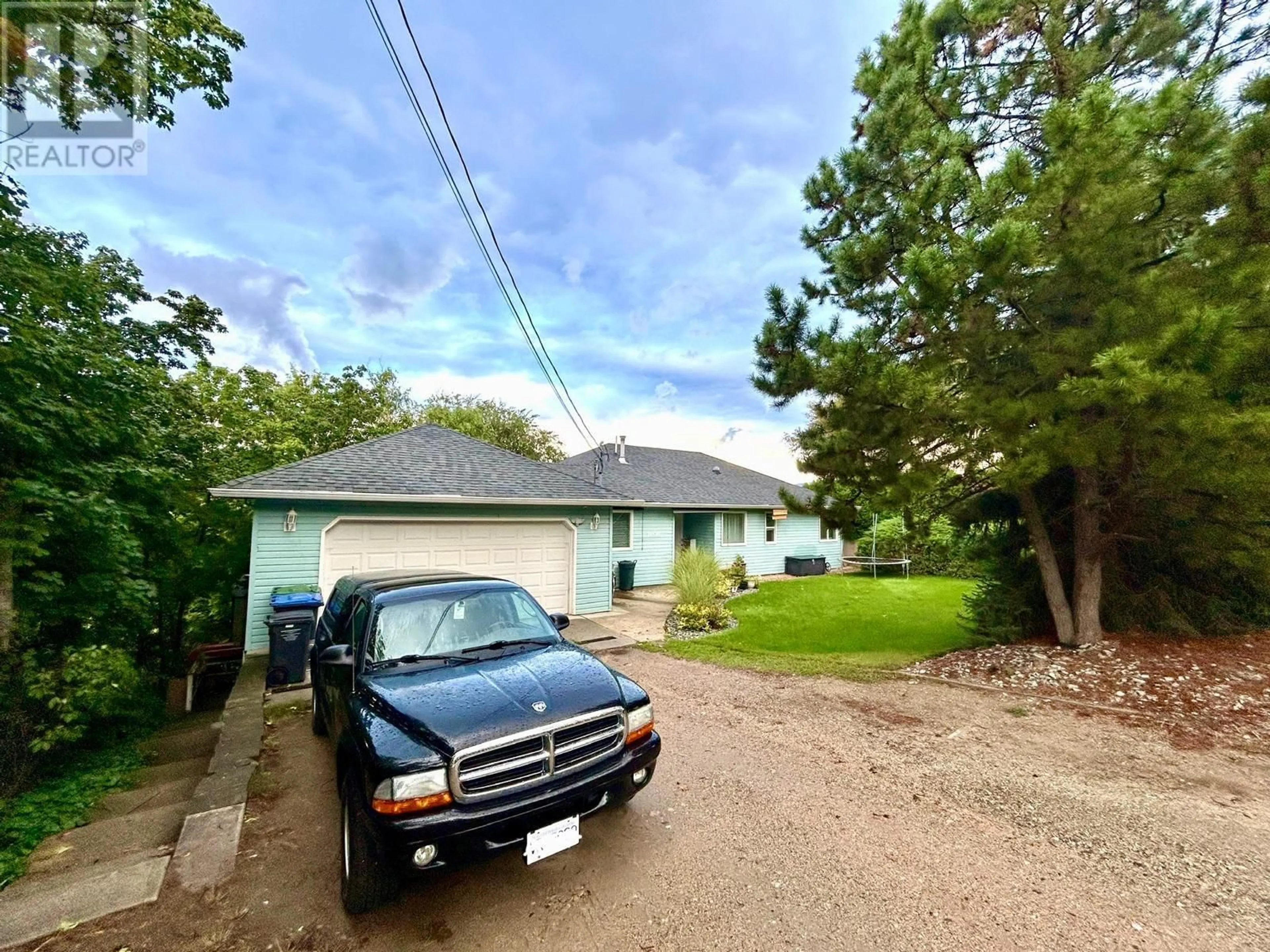 Frontside or backside of a home, the street view for 10580 Bonnie Drive, Lake Country British Columbia V4V1W1