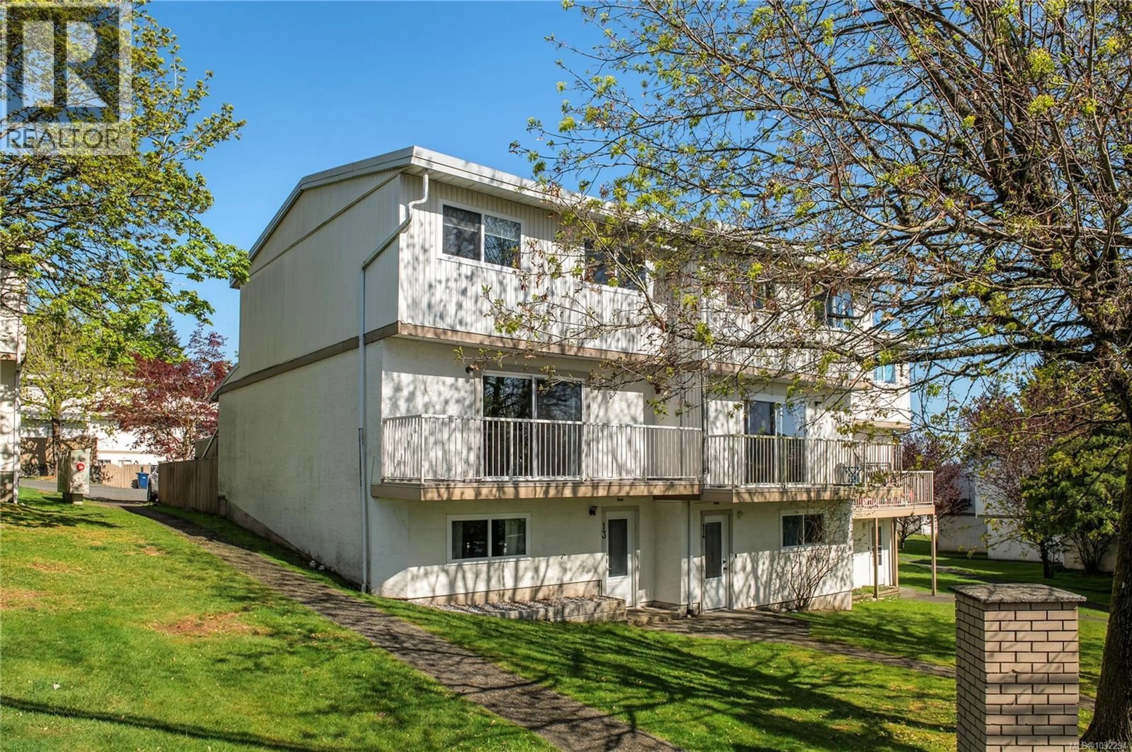 Unknown for 13 - 400 ROBRON ROAD, Campbell River British Columbia V9W5N5