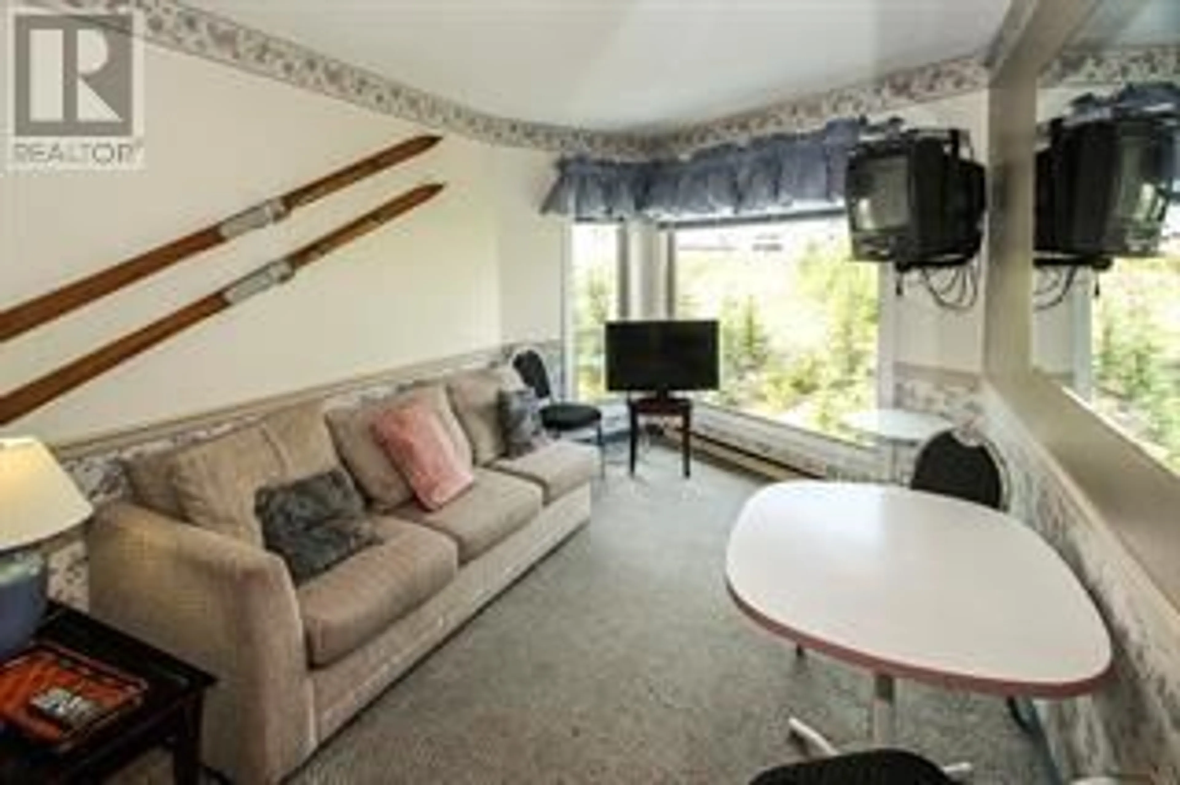 Living room with furniture, unknown for 110 - 5375 BIG WHITE ROAD, Kelowna British Columbia V0H1A0